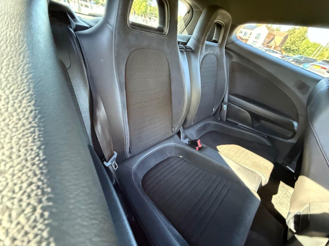 Volkswagen Scirocco view 28
