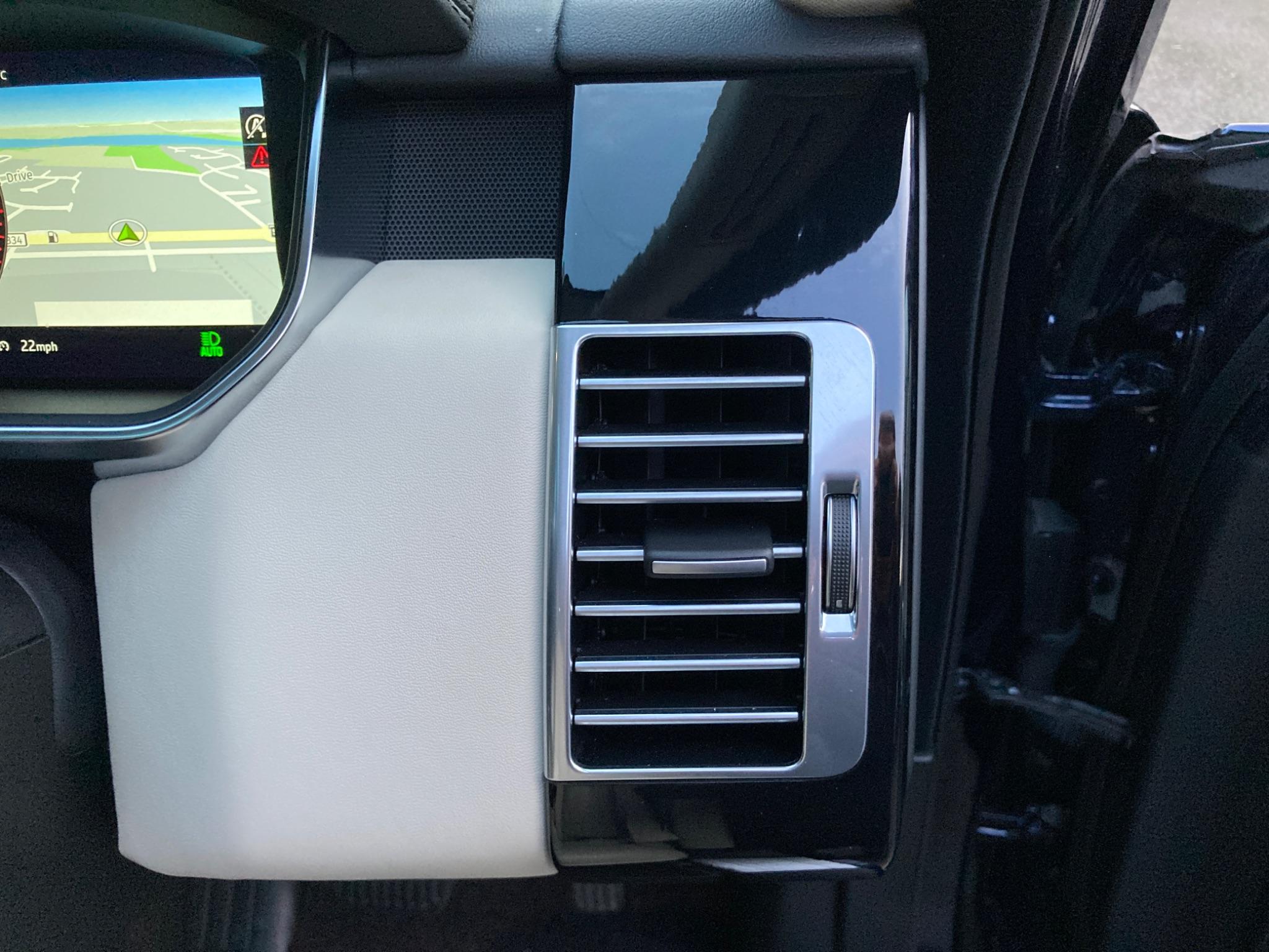 Land Rover Range Rover view 60