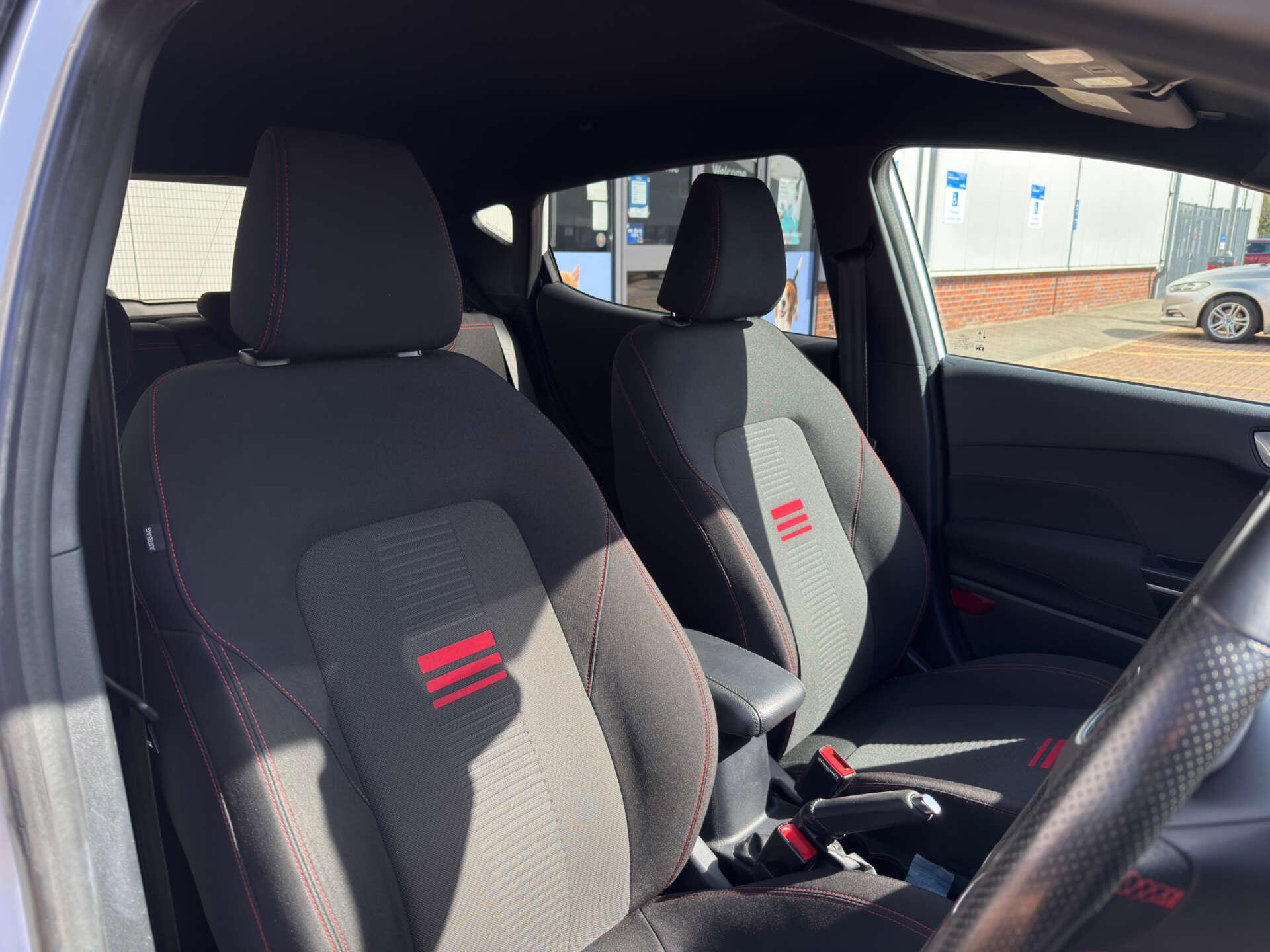 Ford Fiesta view 15