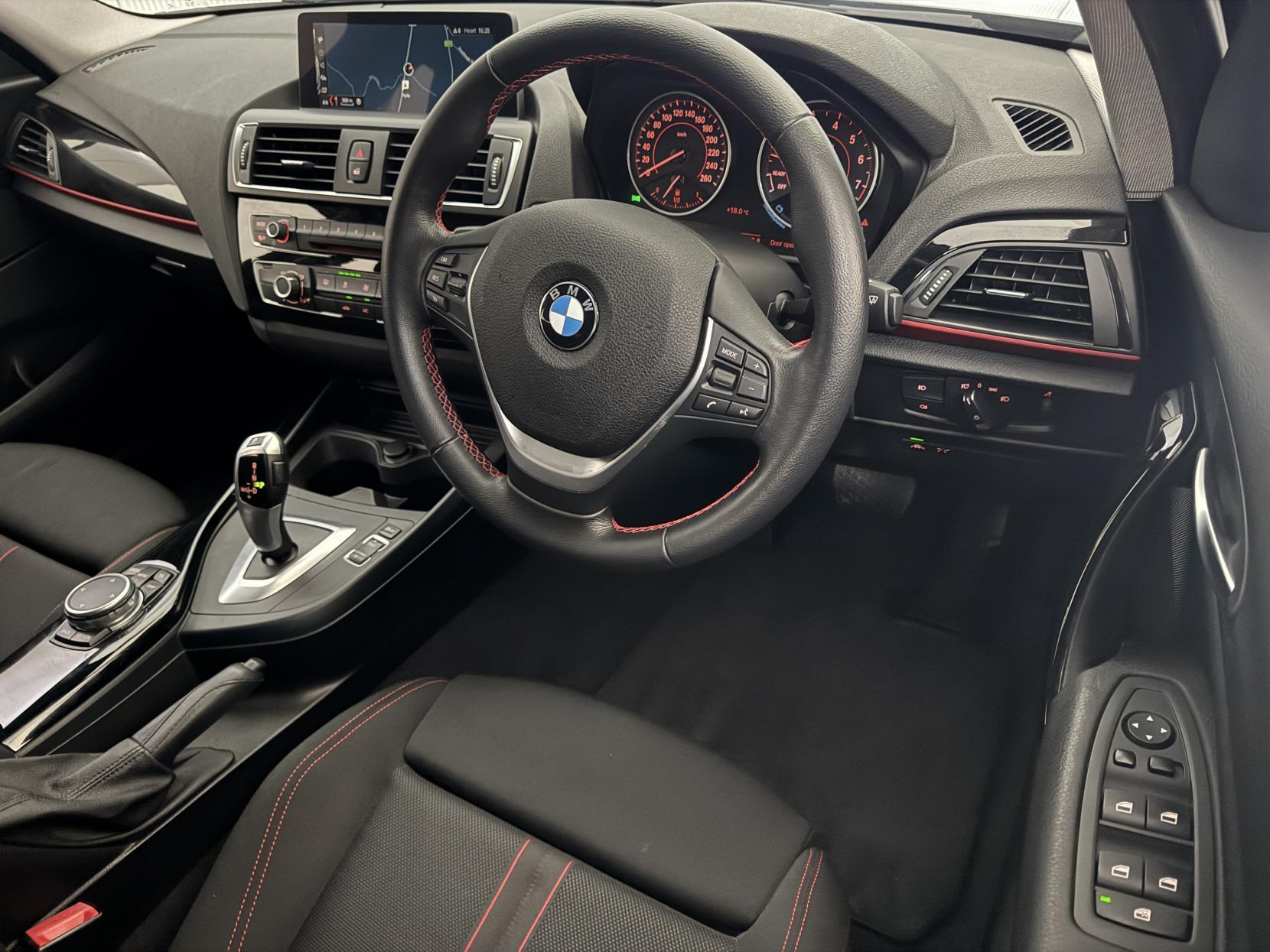 BMW 1 Series view 46