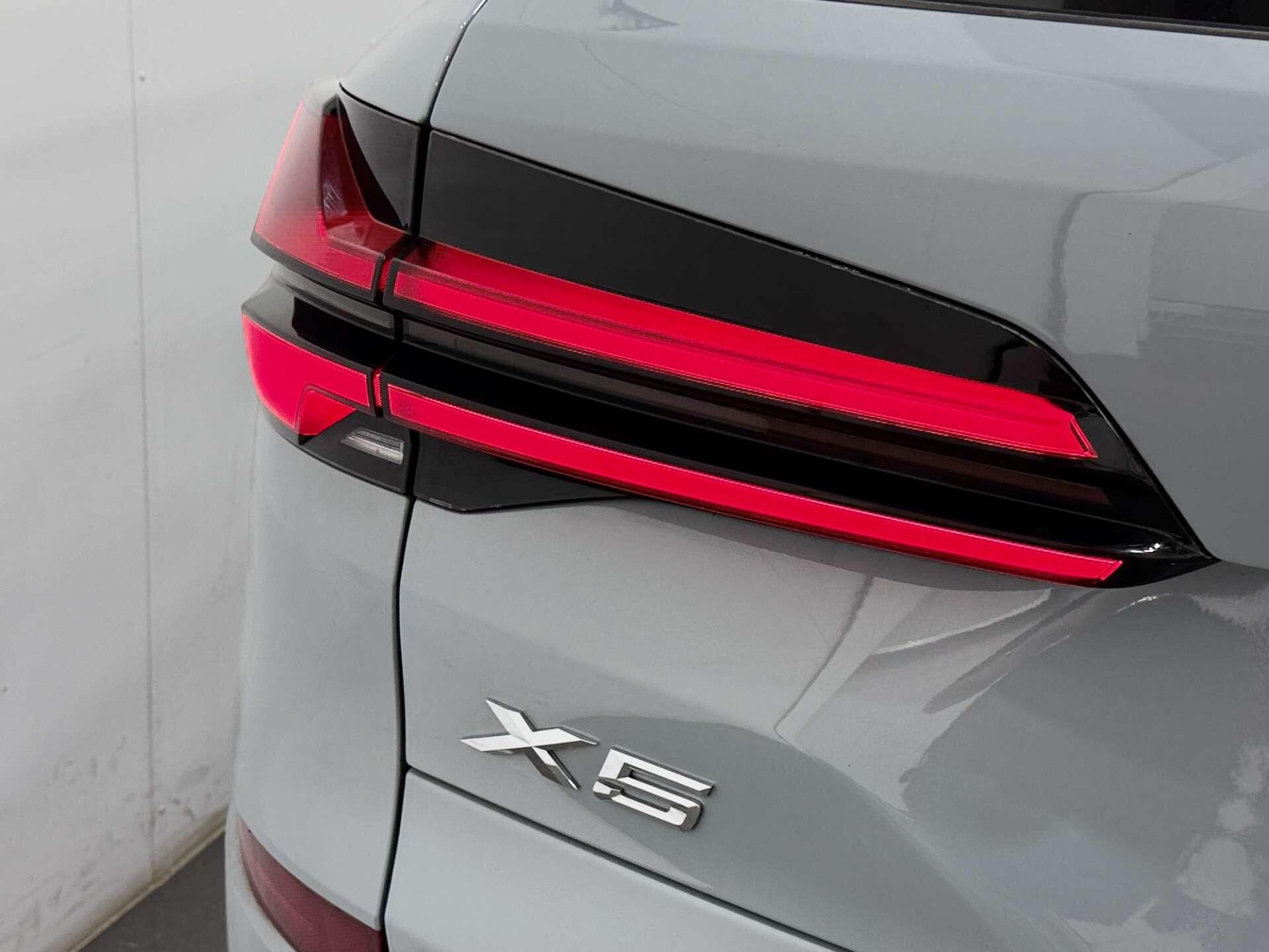BMW X5 view 26