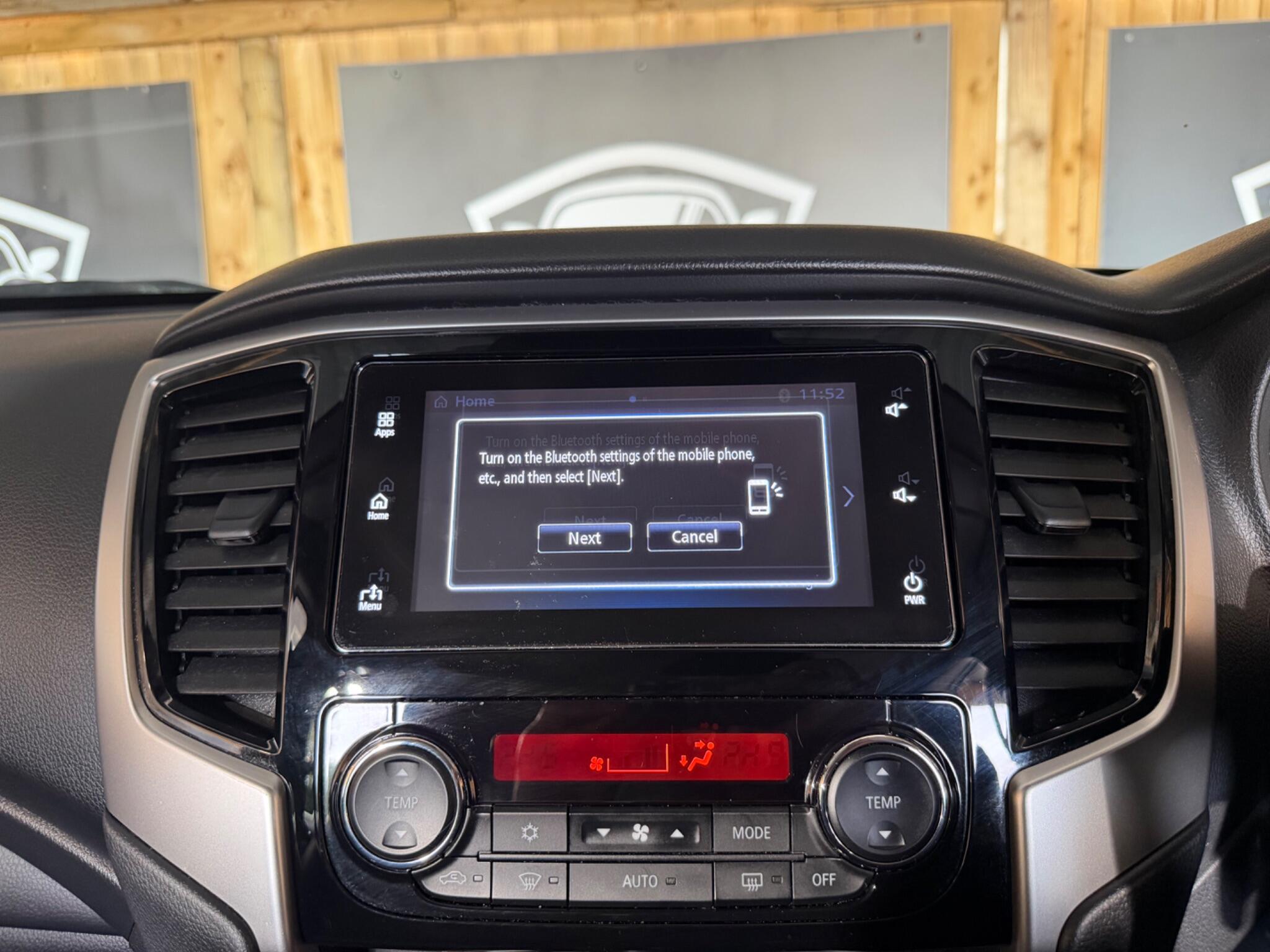Mitsubishi L200 view 30
