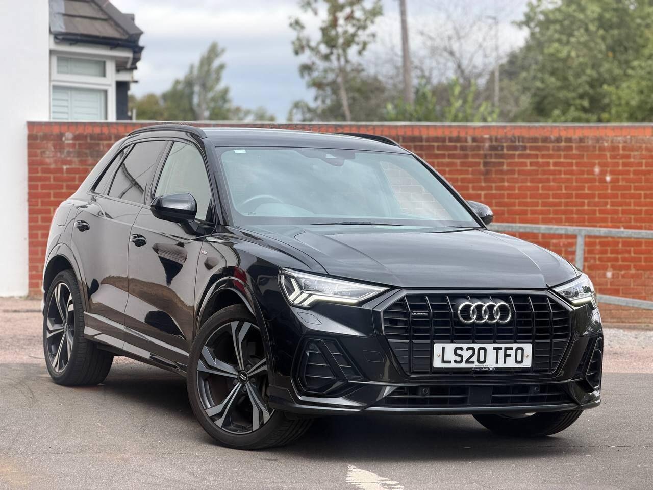 Audi Q3 view 52