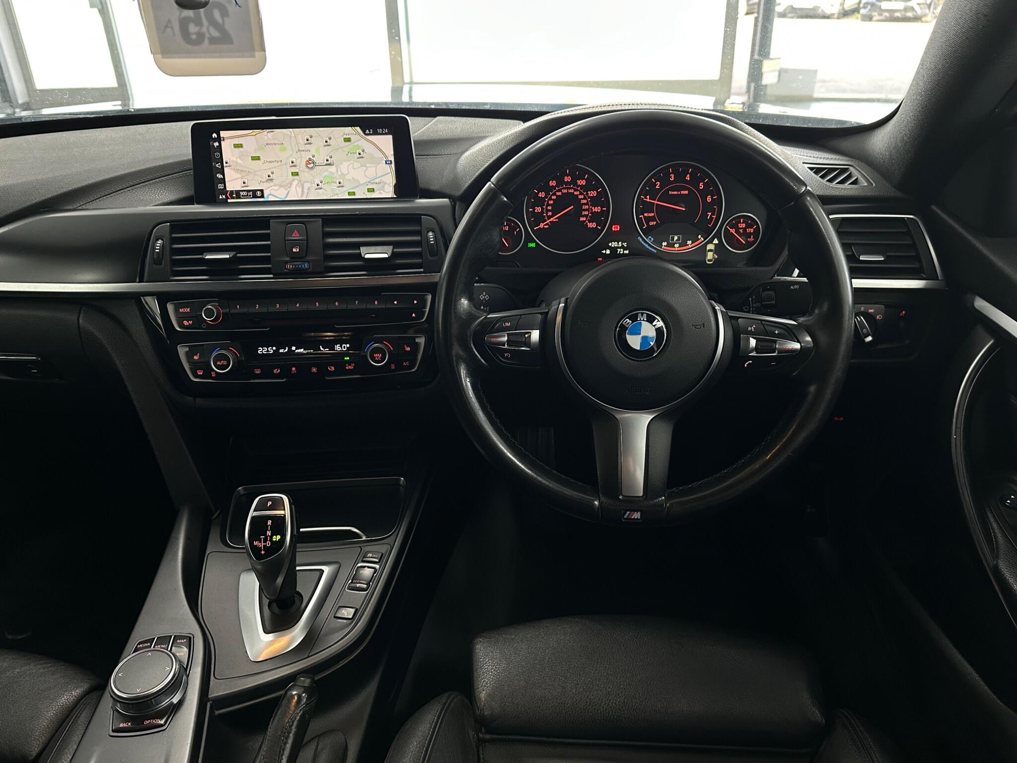 BMW 4 Series view 18