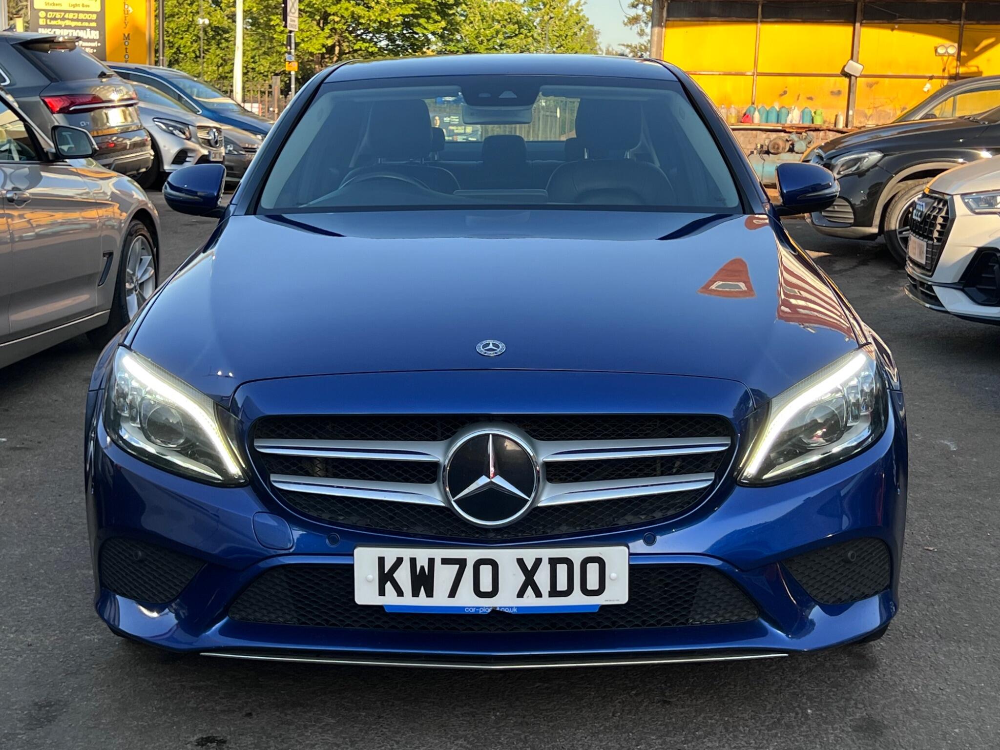 Mercedes-Benz C Class view 3