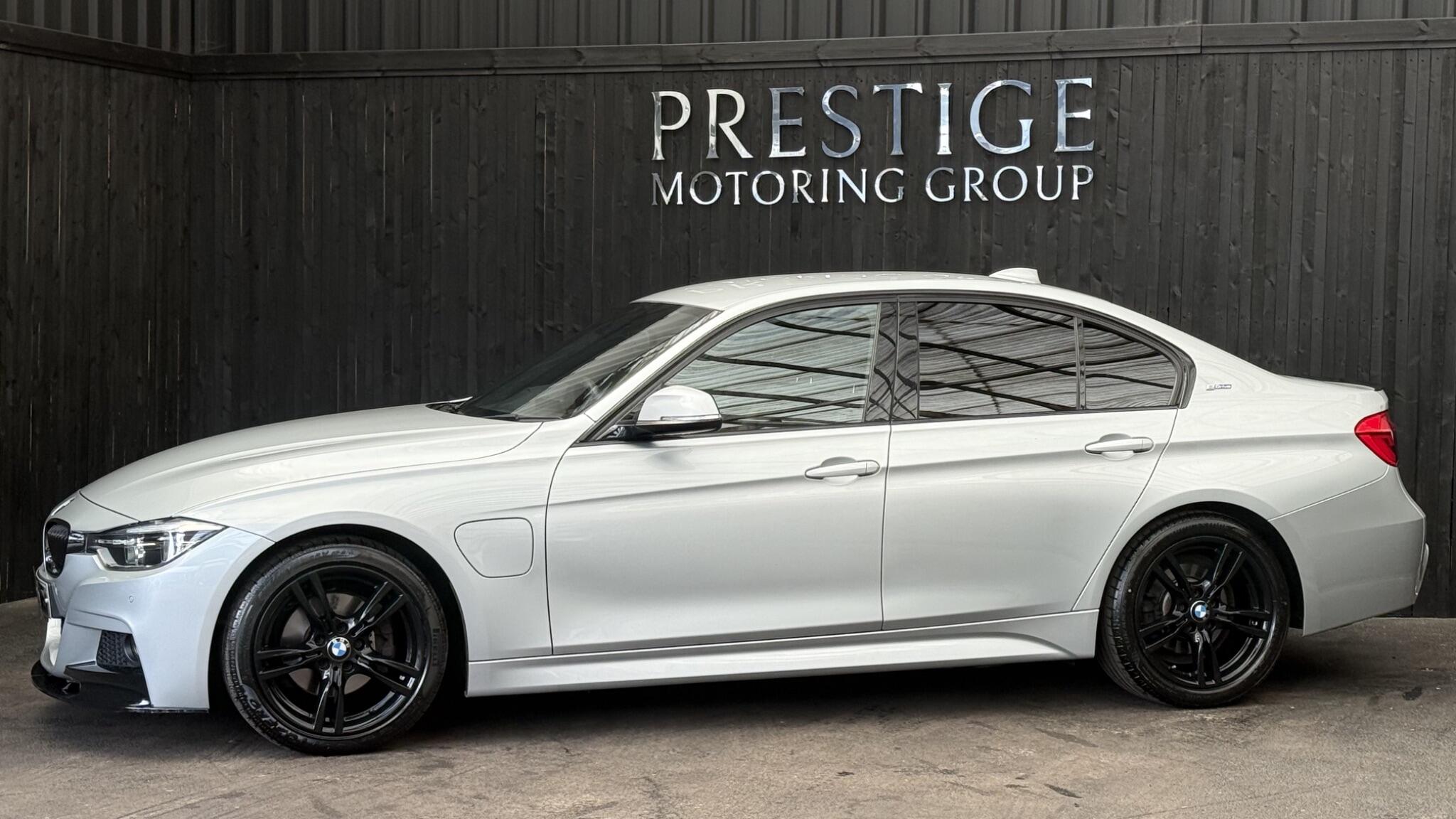 BMW 3 Series view 9