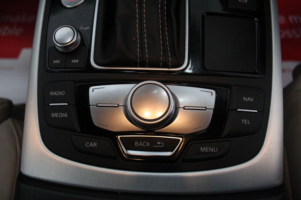 Audi A6 view 44