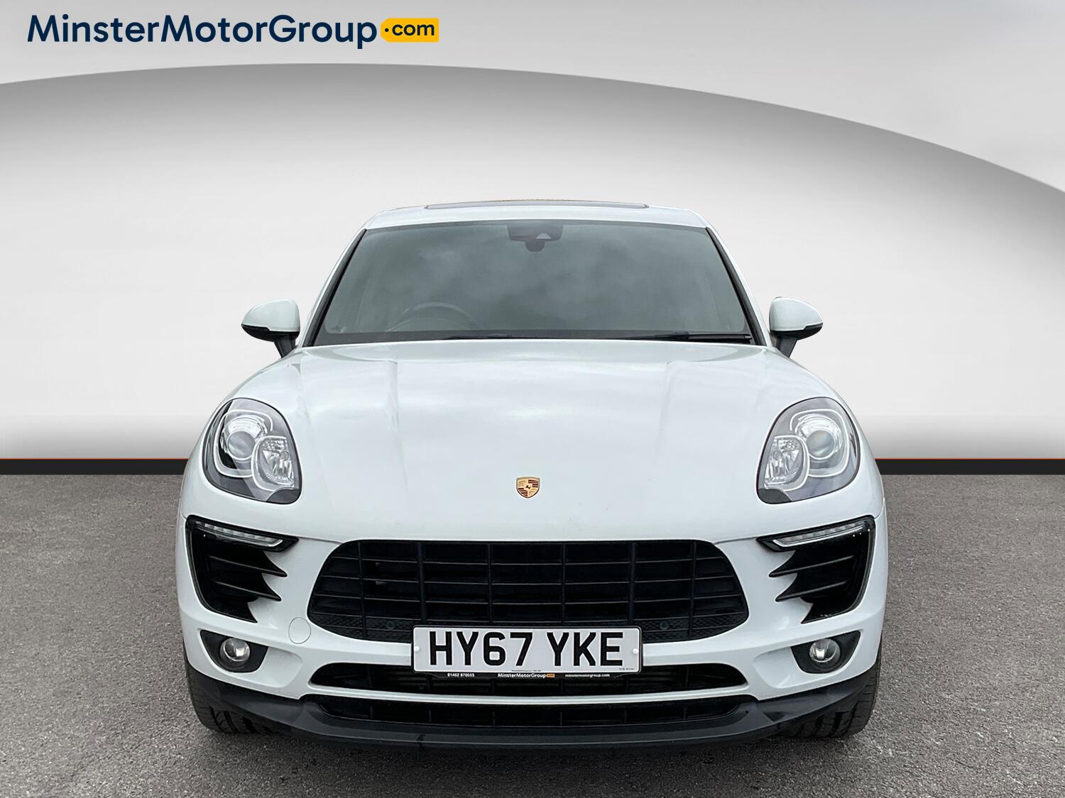 Porsche Macan view 5