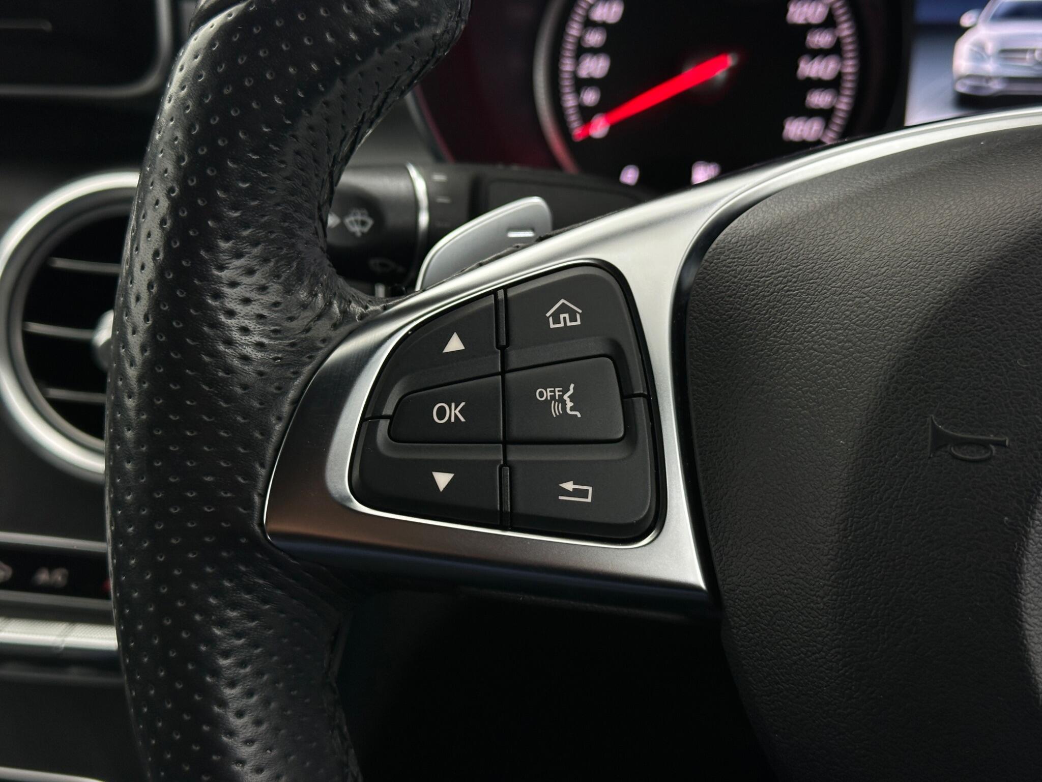 Mercedes-Benz C Class view 15