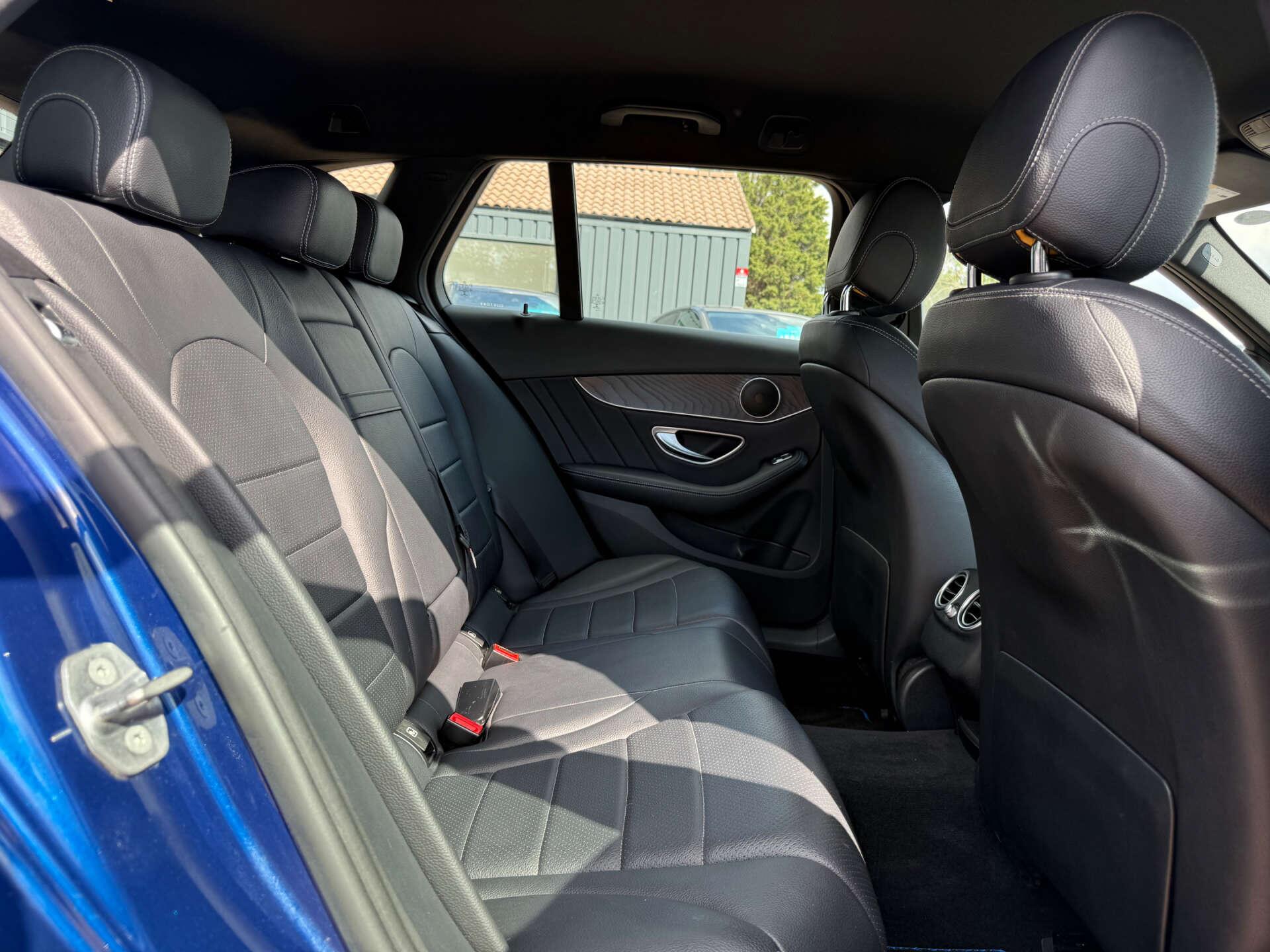 Mercedes-Benz C-Class view 64