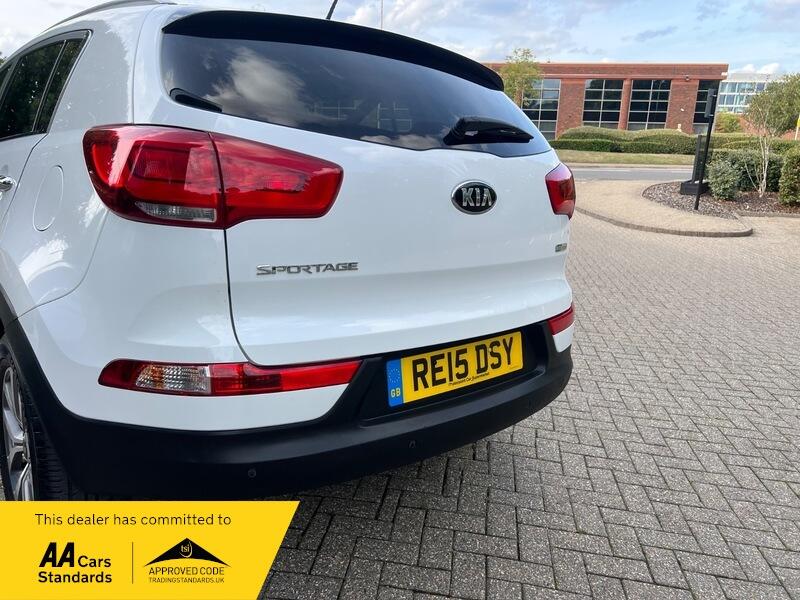 2015 Kia Sportage 1.7 CRDi EcoDynamics 2 2WD Euro 5 (s/s) 5dr • 20,853 miles image 14