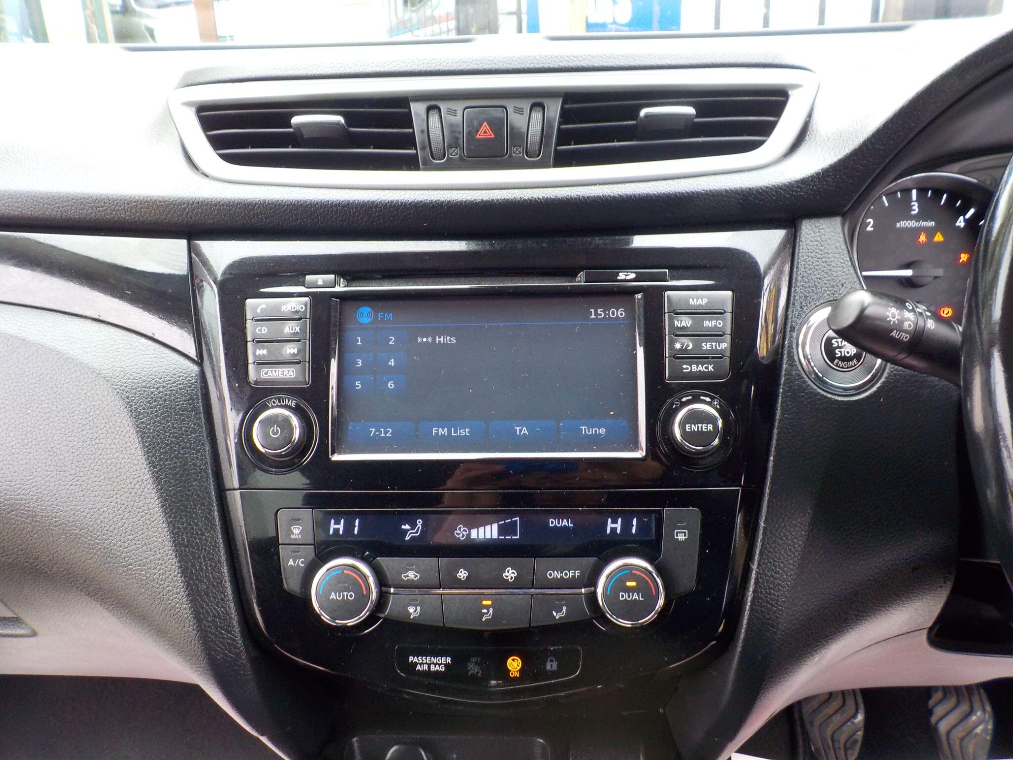 Nissan Qashqai 1.5 dCi n-tec 2WD Euro 6 (s/s) 5dr