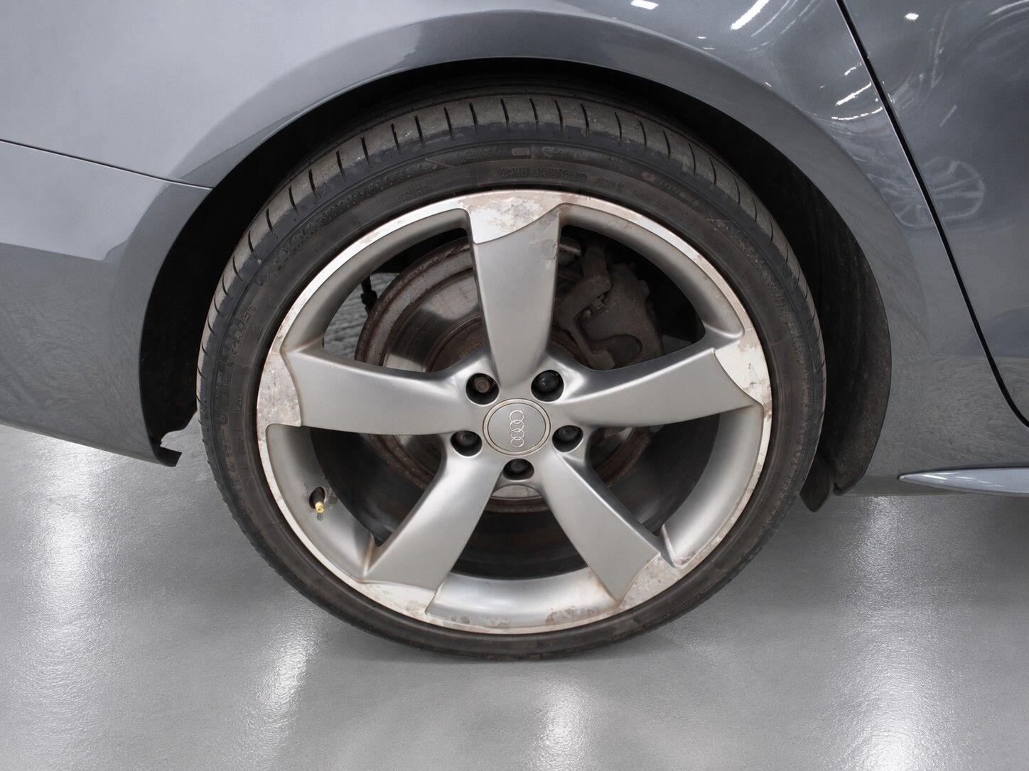 Audi A4 view 55