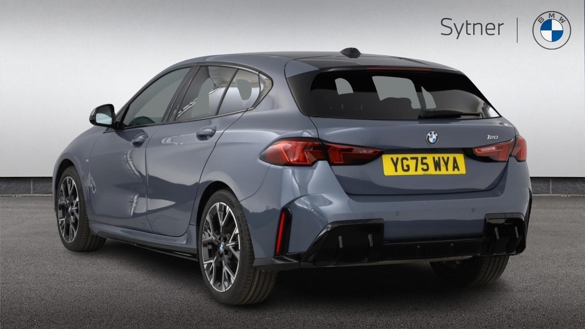 BMW 1 Series view 2