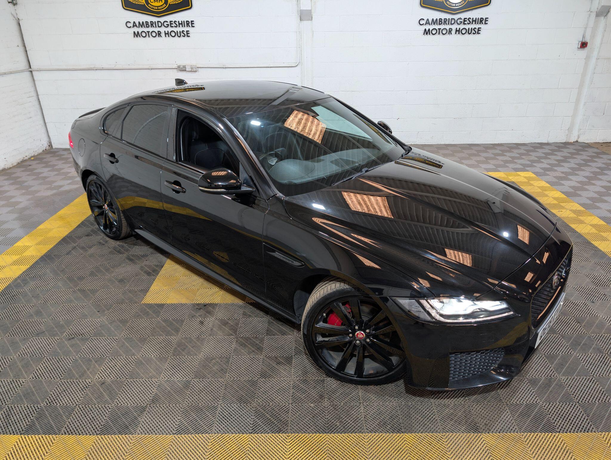 Jaguar XF view 38