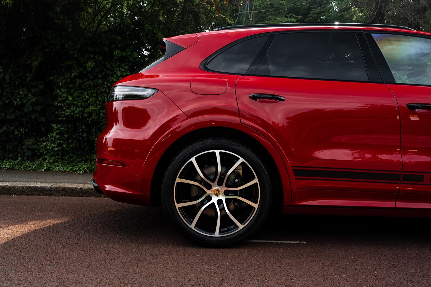 Porsche Cayenne view 6