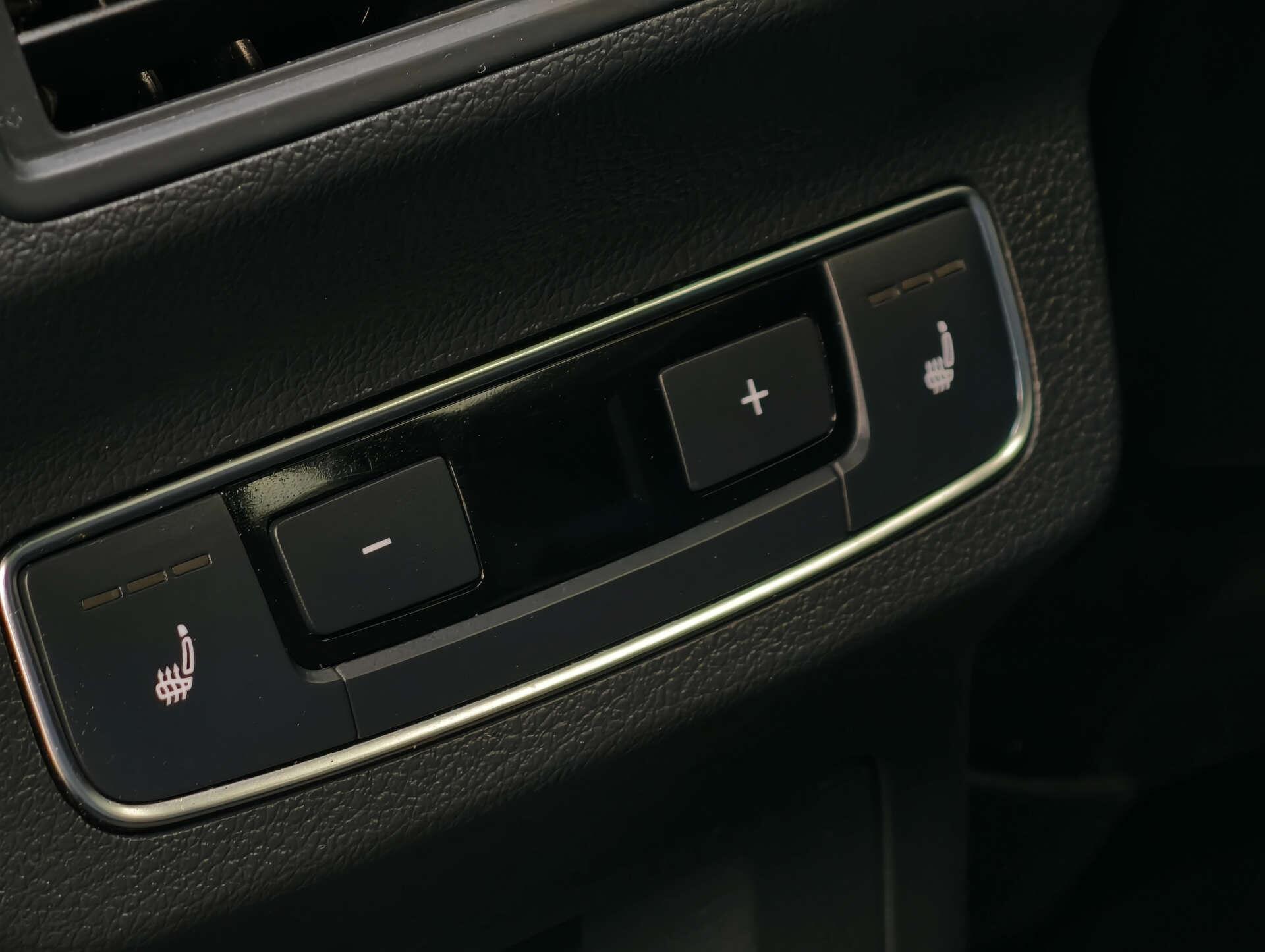 Audi SQ5 view 28