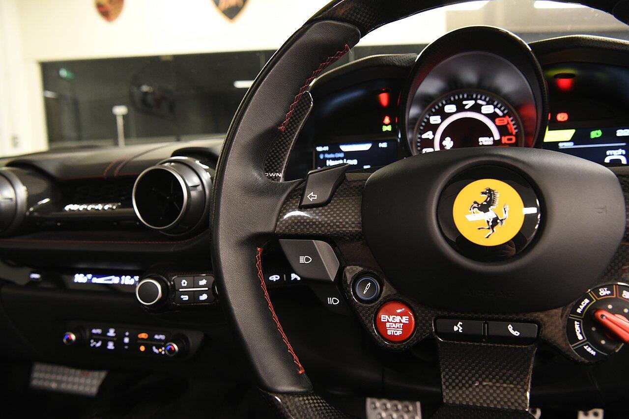 Ferrari 812 view 24