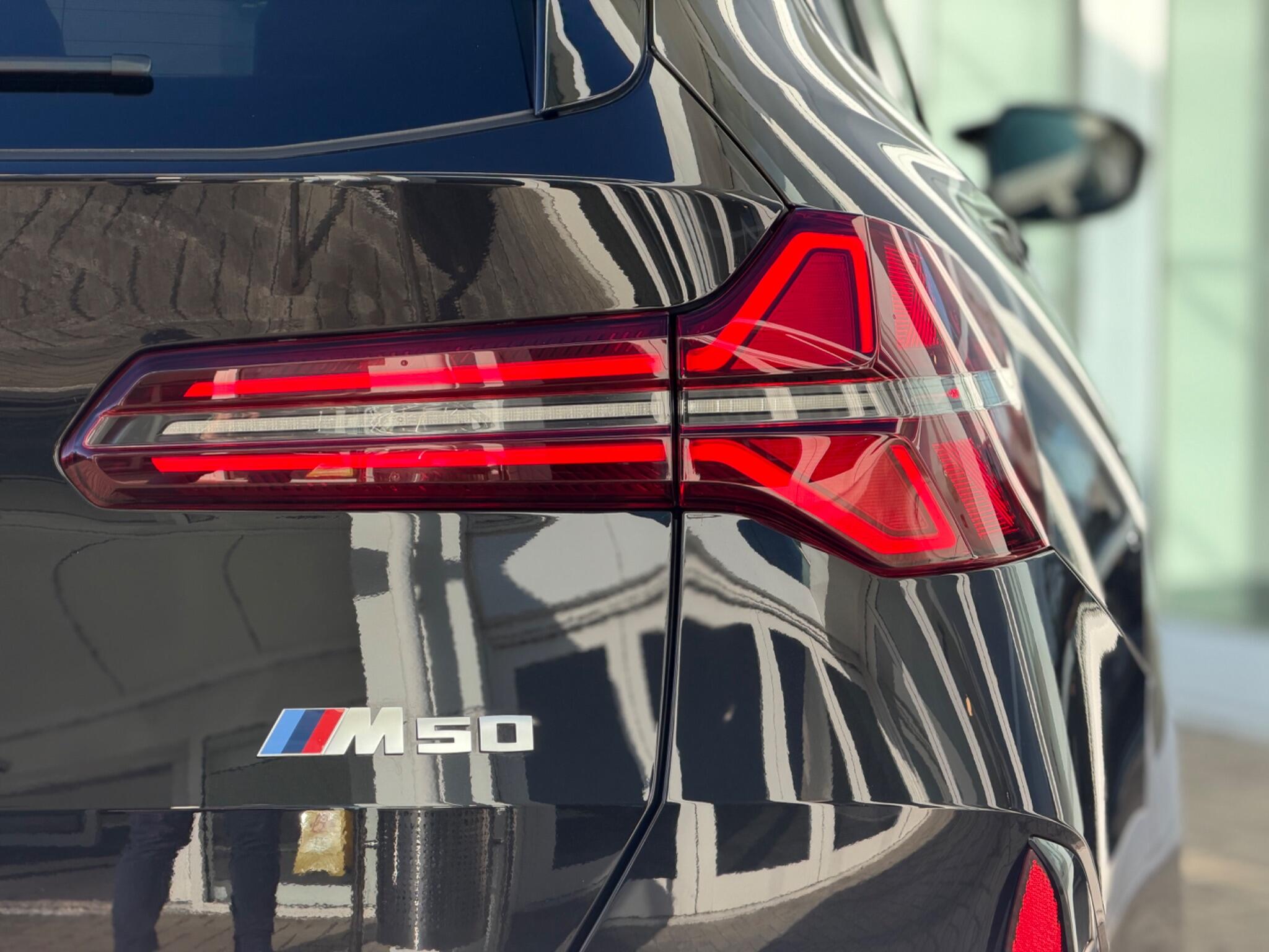 BMW X3 view 40