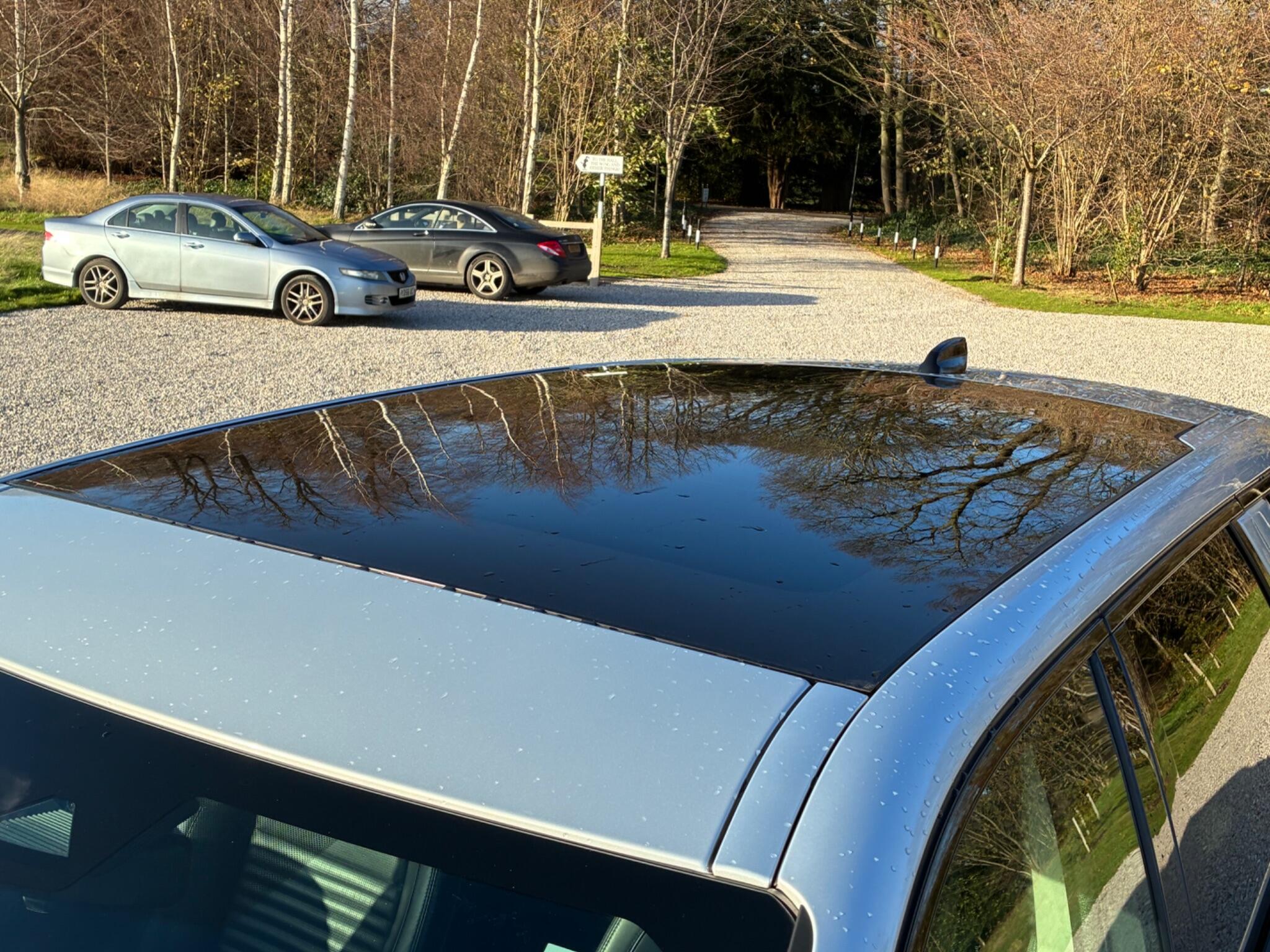 Land Rover Discovery Sport view 2