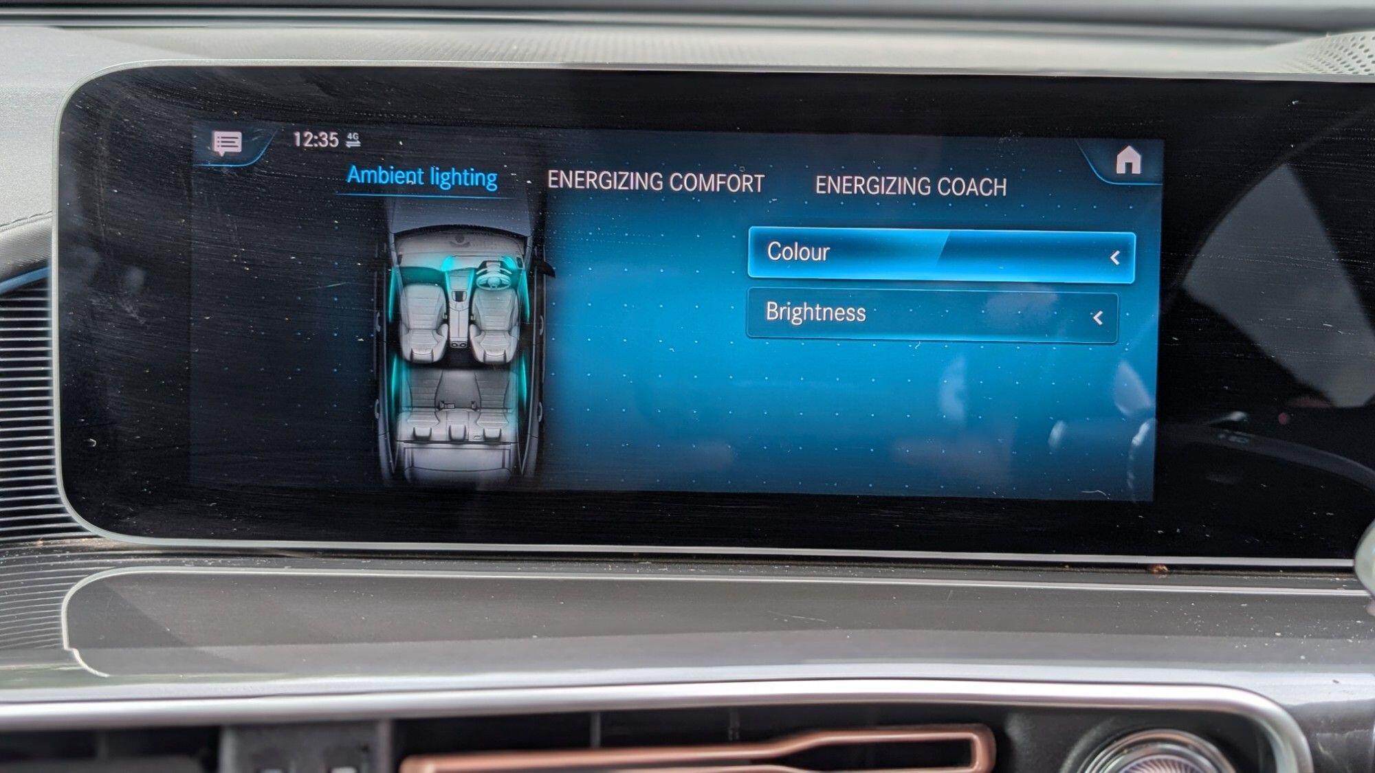 Mercedes-Benz EQC view 18