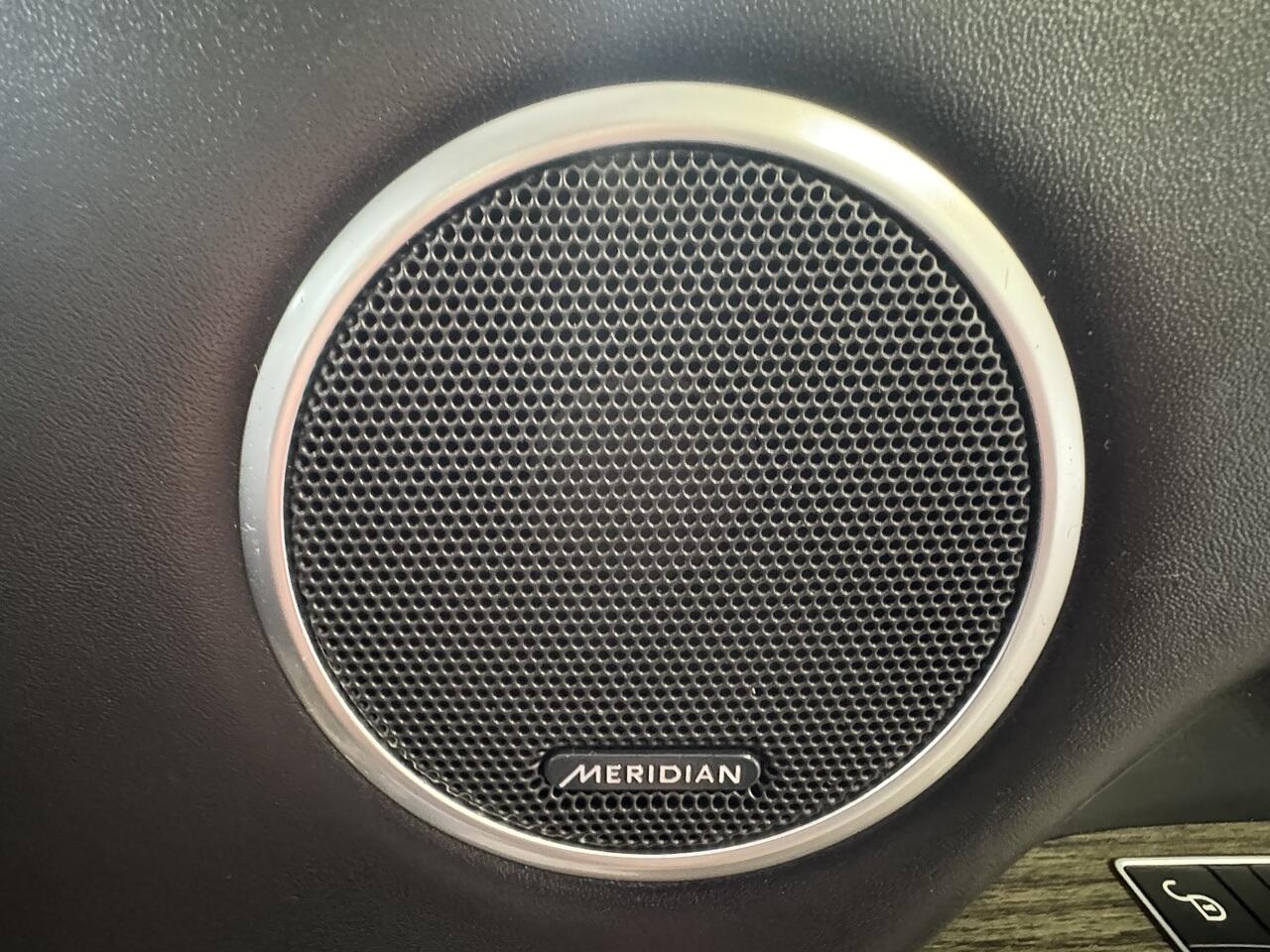 Land Rover Range Rover Sport view 27