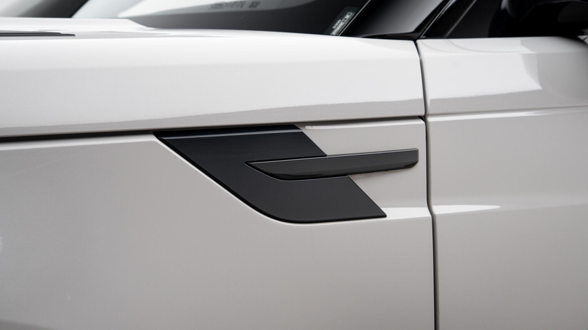 Land Rover Range Rover Sport view 11