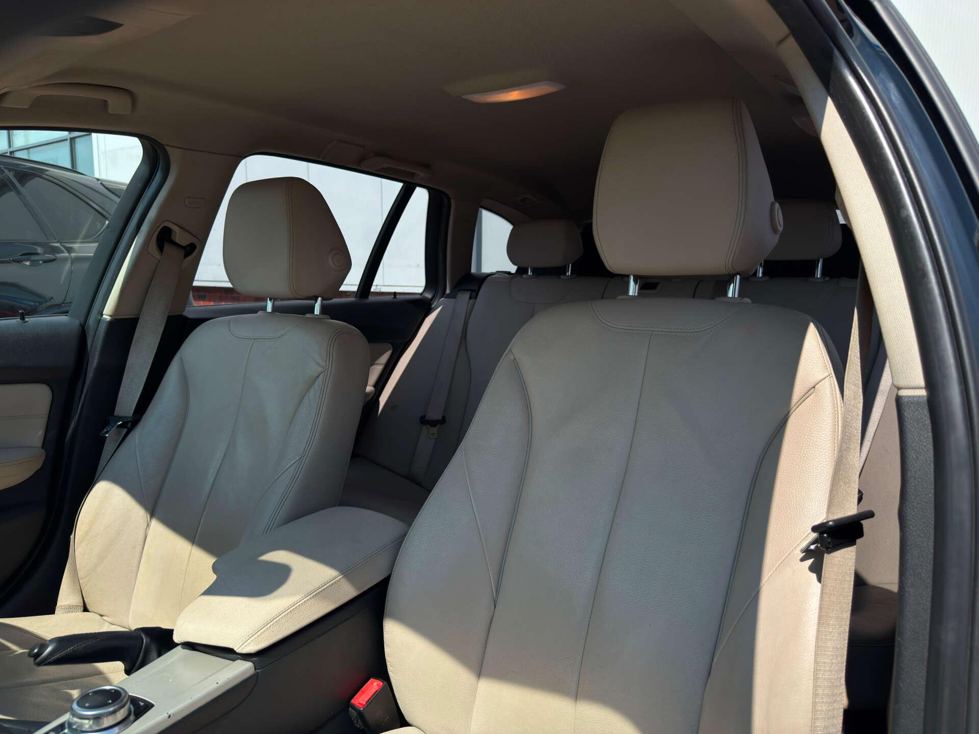BMW 3 Series view 41