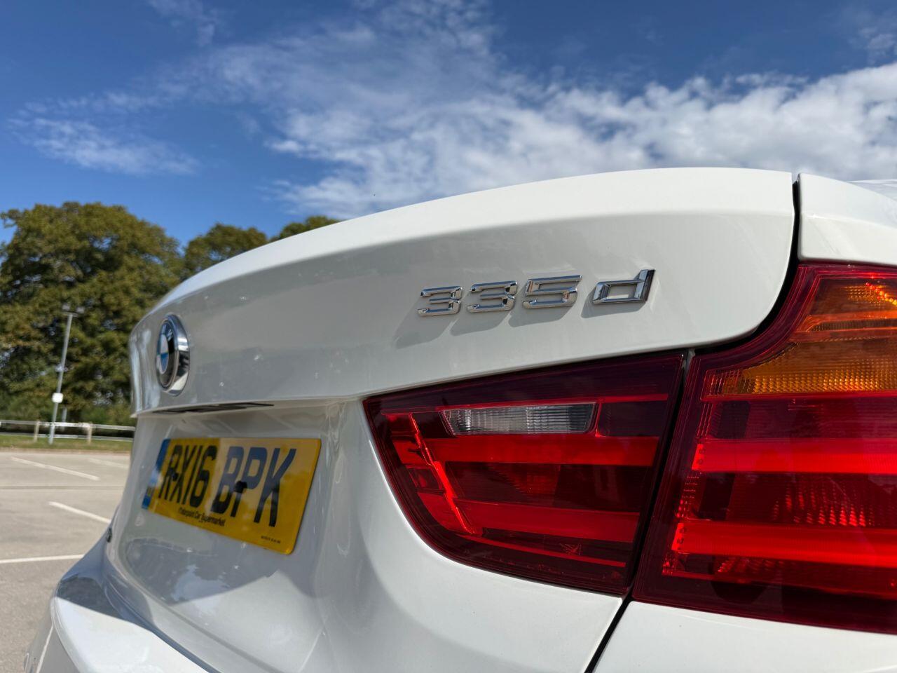 BMW 3 Series Gran Turismo view 4