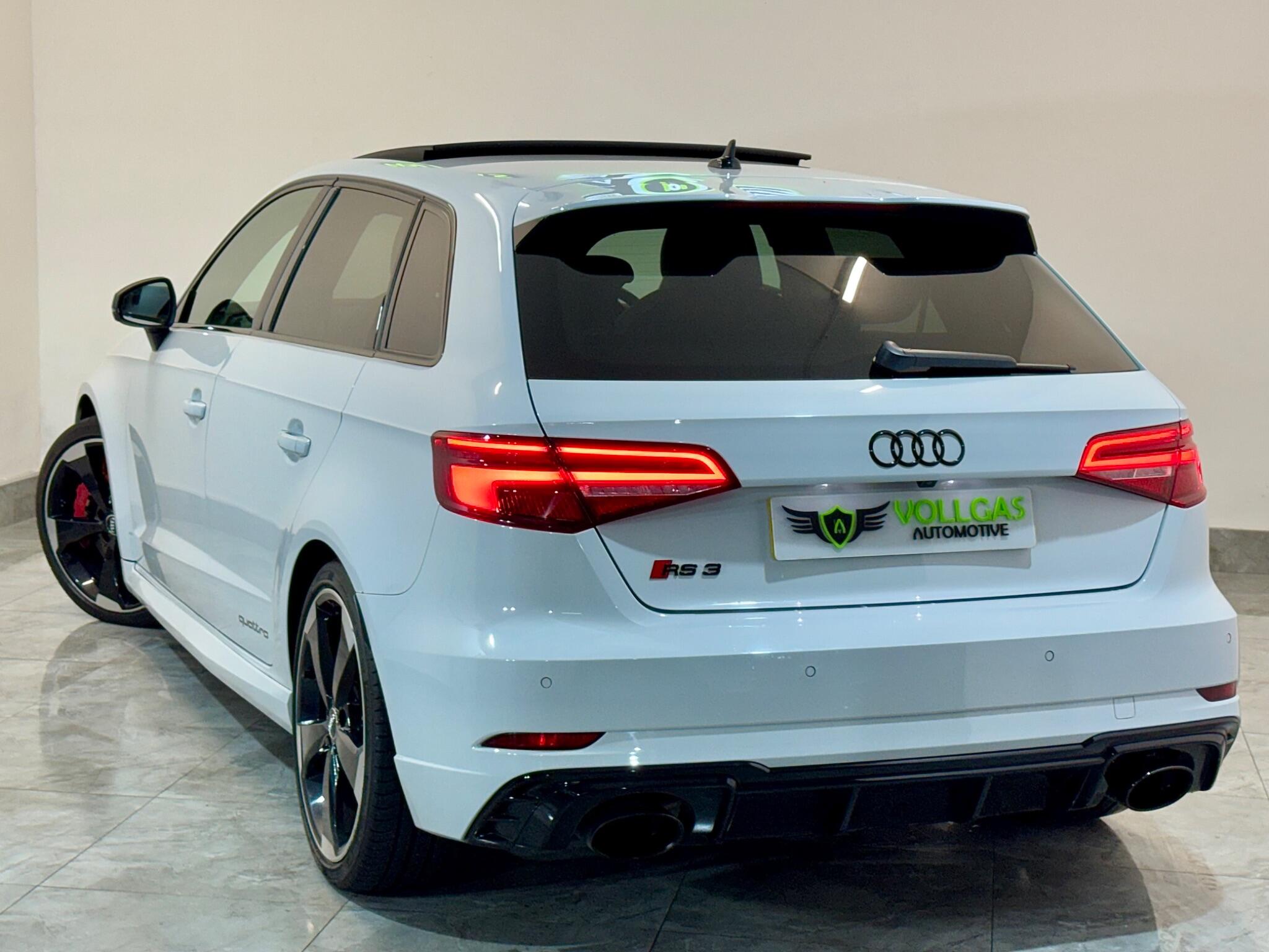 Audi RS3 view 16