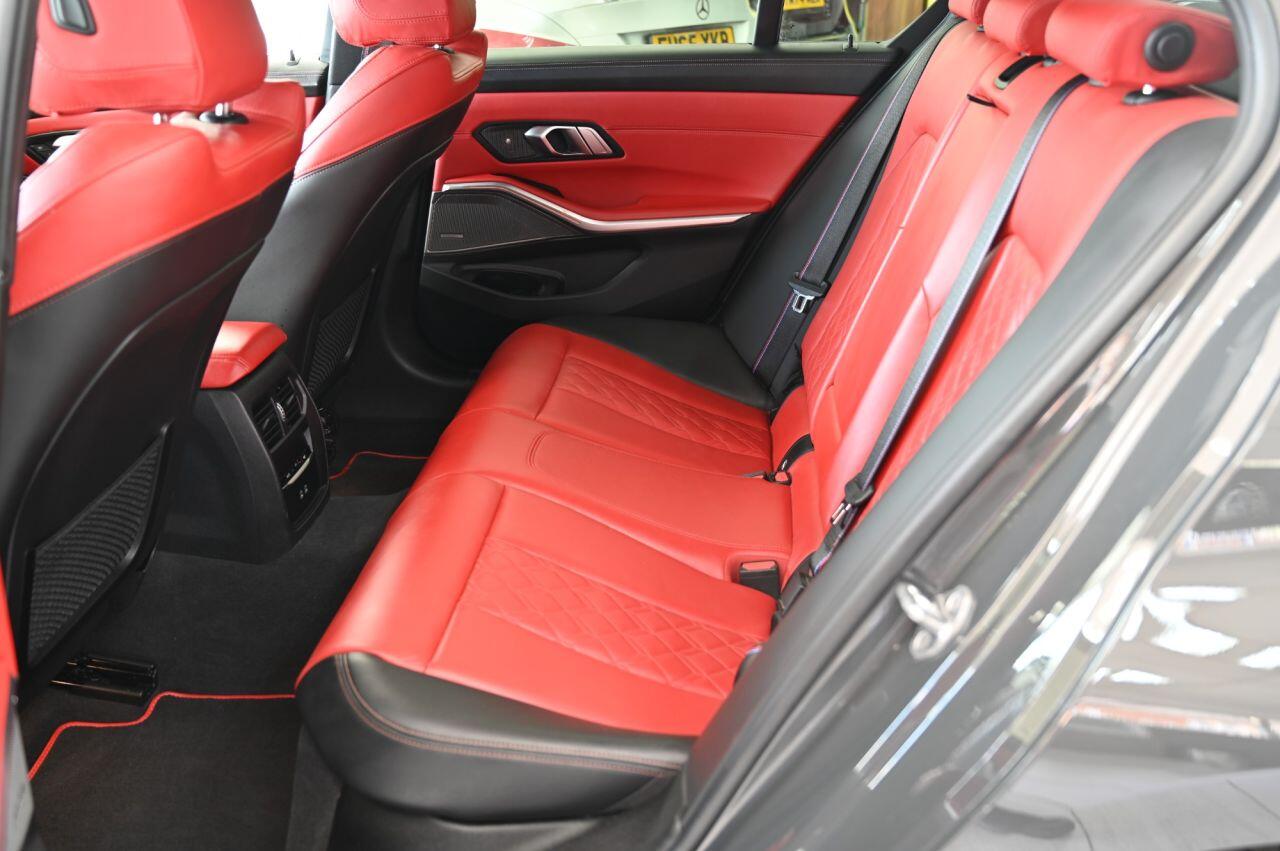 BMW 3 Series view 13
