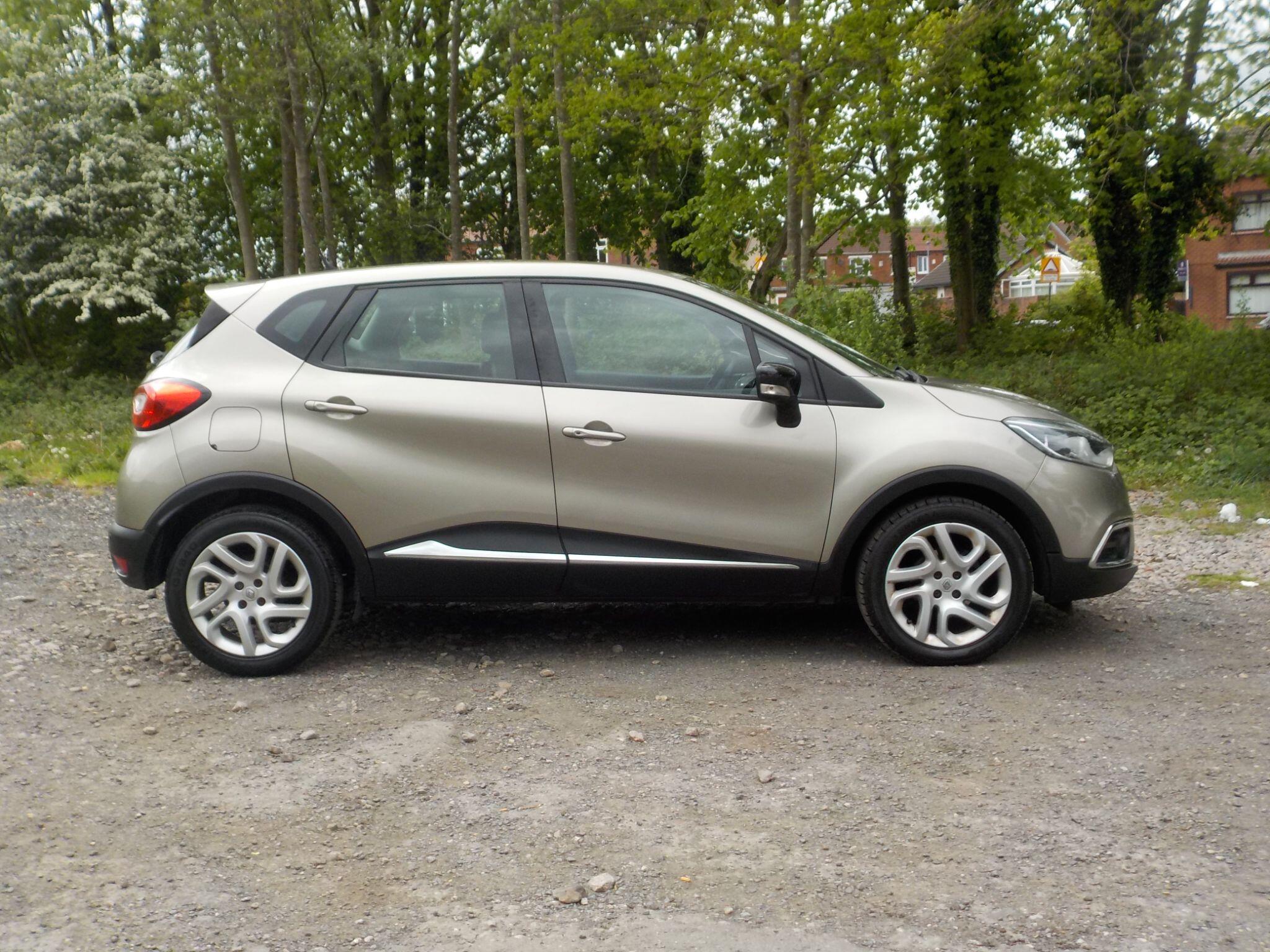 Renault Captur 0.9 TCe ENERGY Dynamique Nav Euro 6 (s/s) 5dr