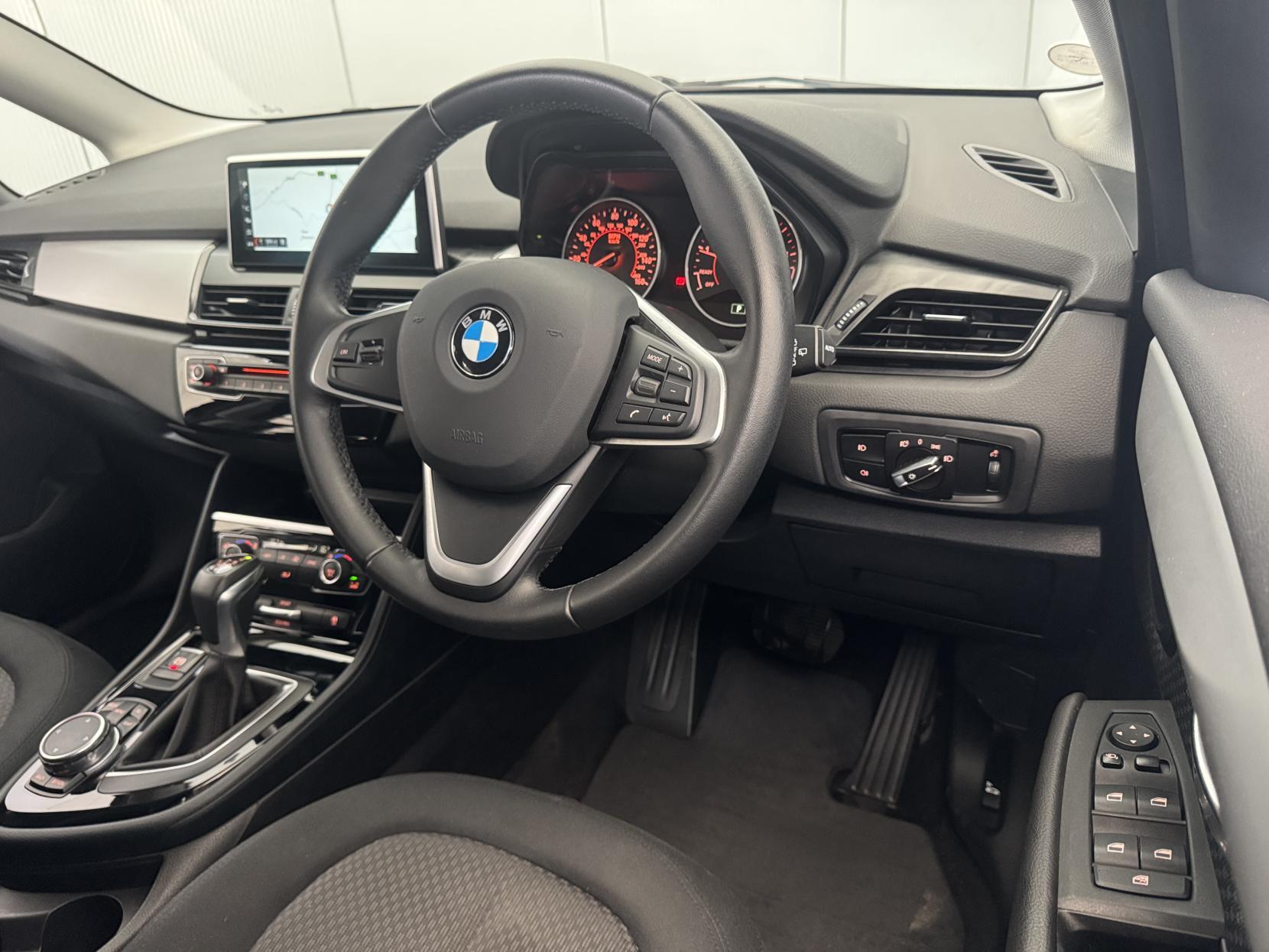 BMW 2 Series Active Tourer view 67