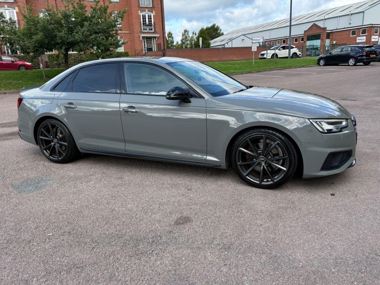 Audi A4 view 20