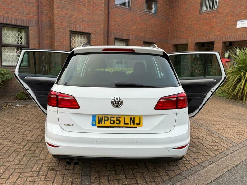 2015 Volkswagen Golf SV 1.4 TSI BlueMotion Tech SE Euro 6 (s/s) 5dr • 35,880 miles image 4