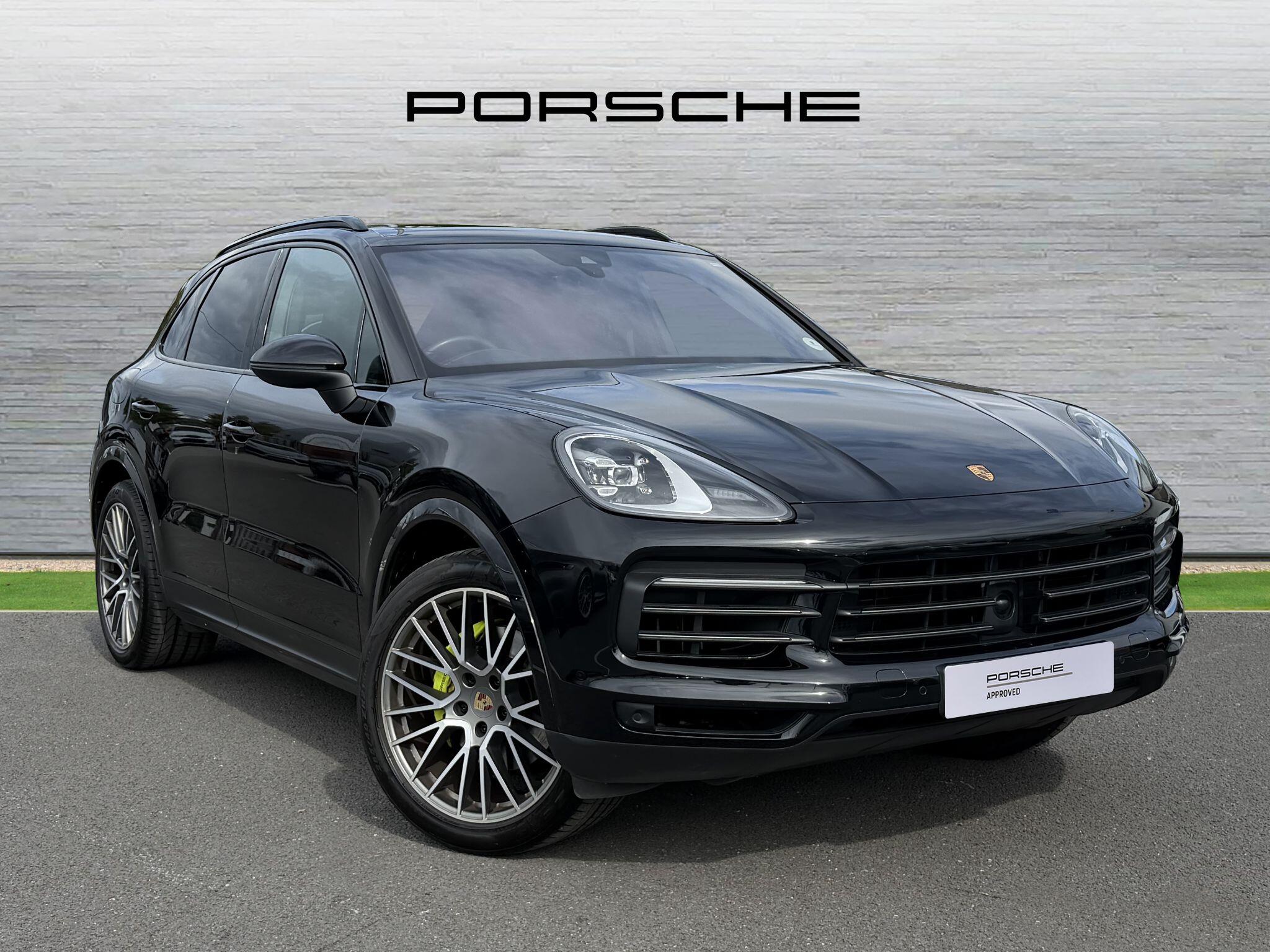 Porsche Cayenne view 33