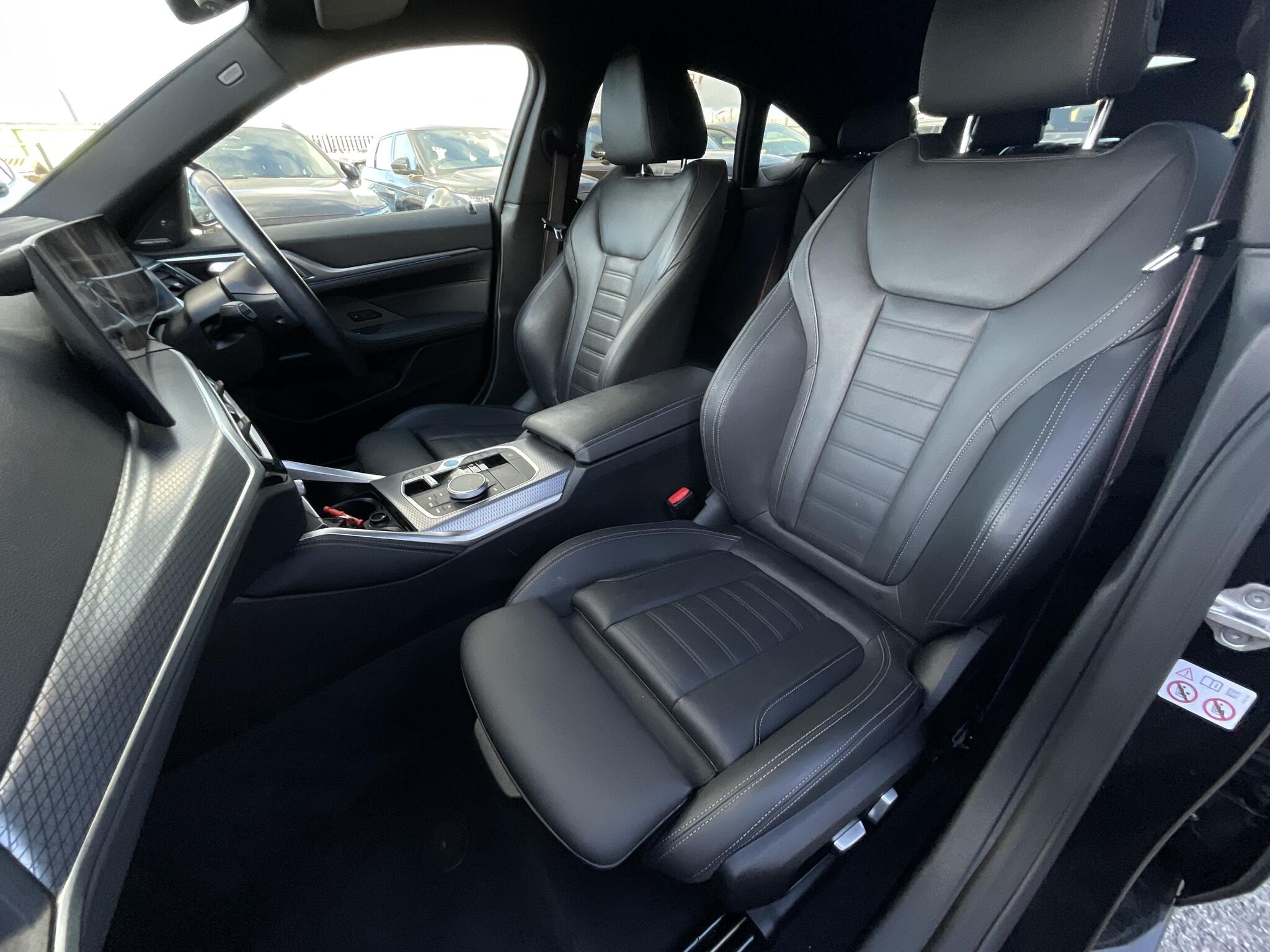 BMW i4 view 17