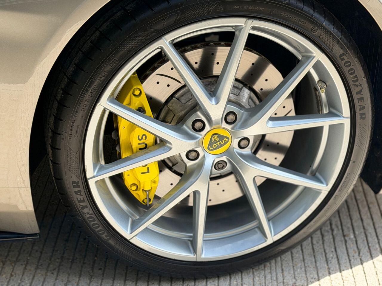 Lotus Emira view 17