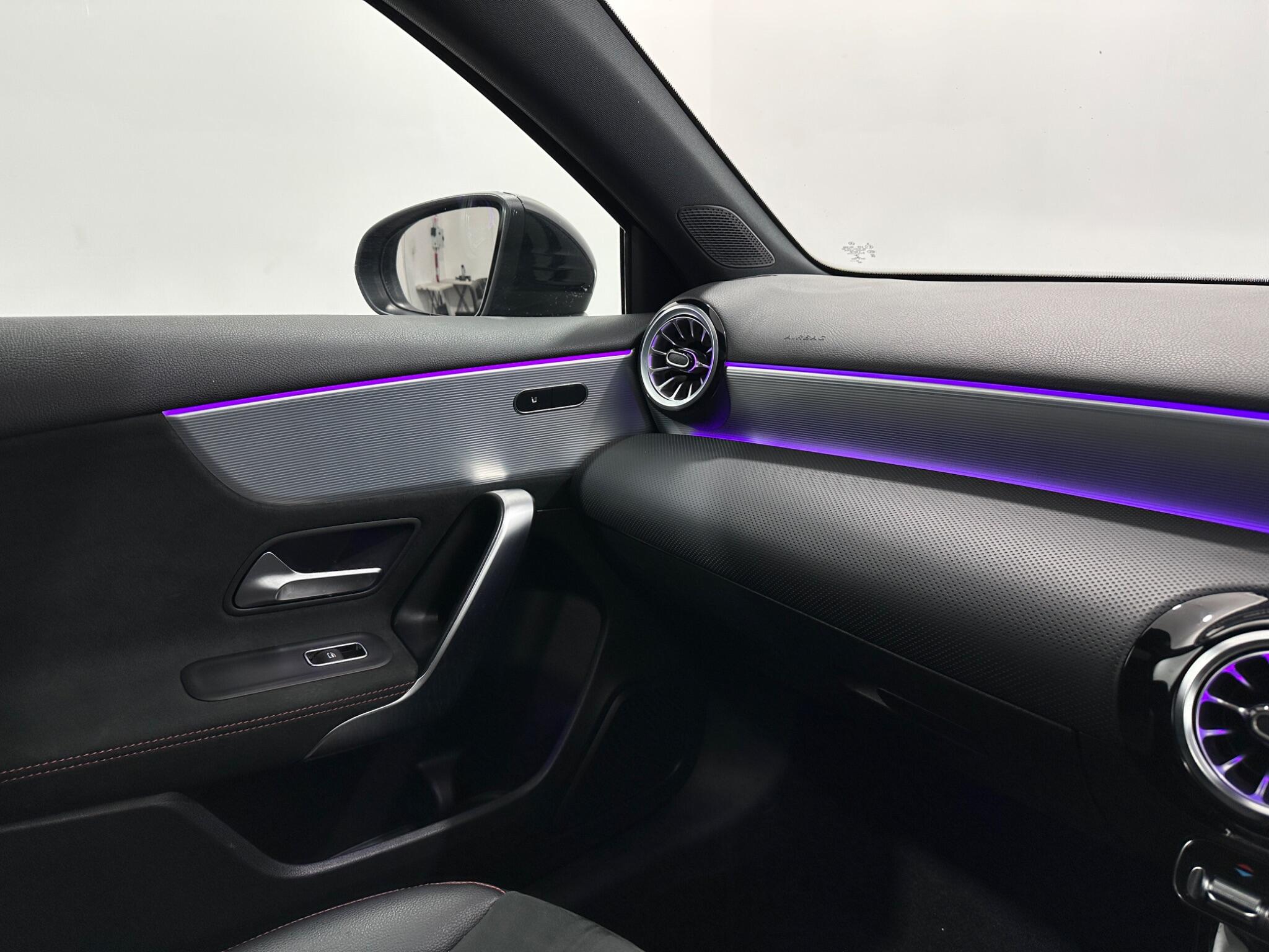 Mercedes-Benz A-Class view 29