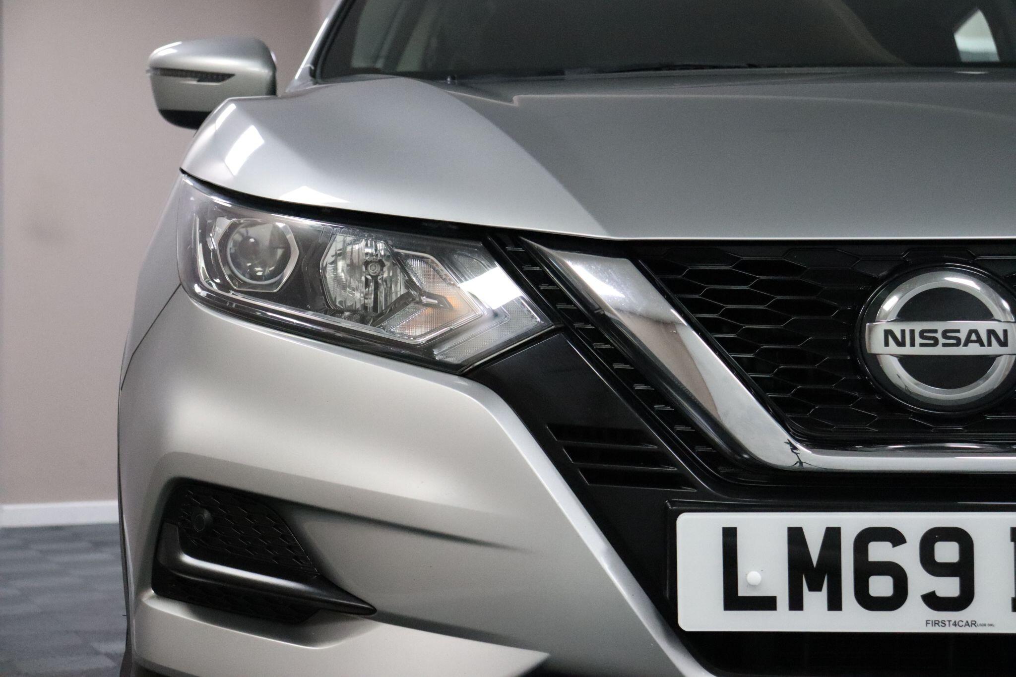 Nissan Qashqai view 25