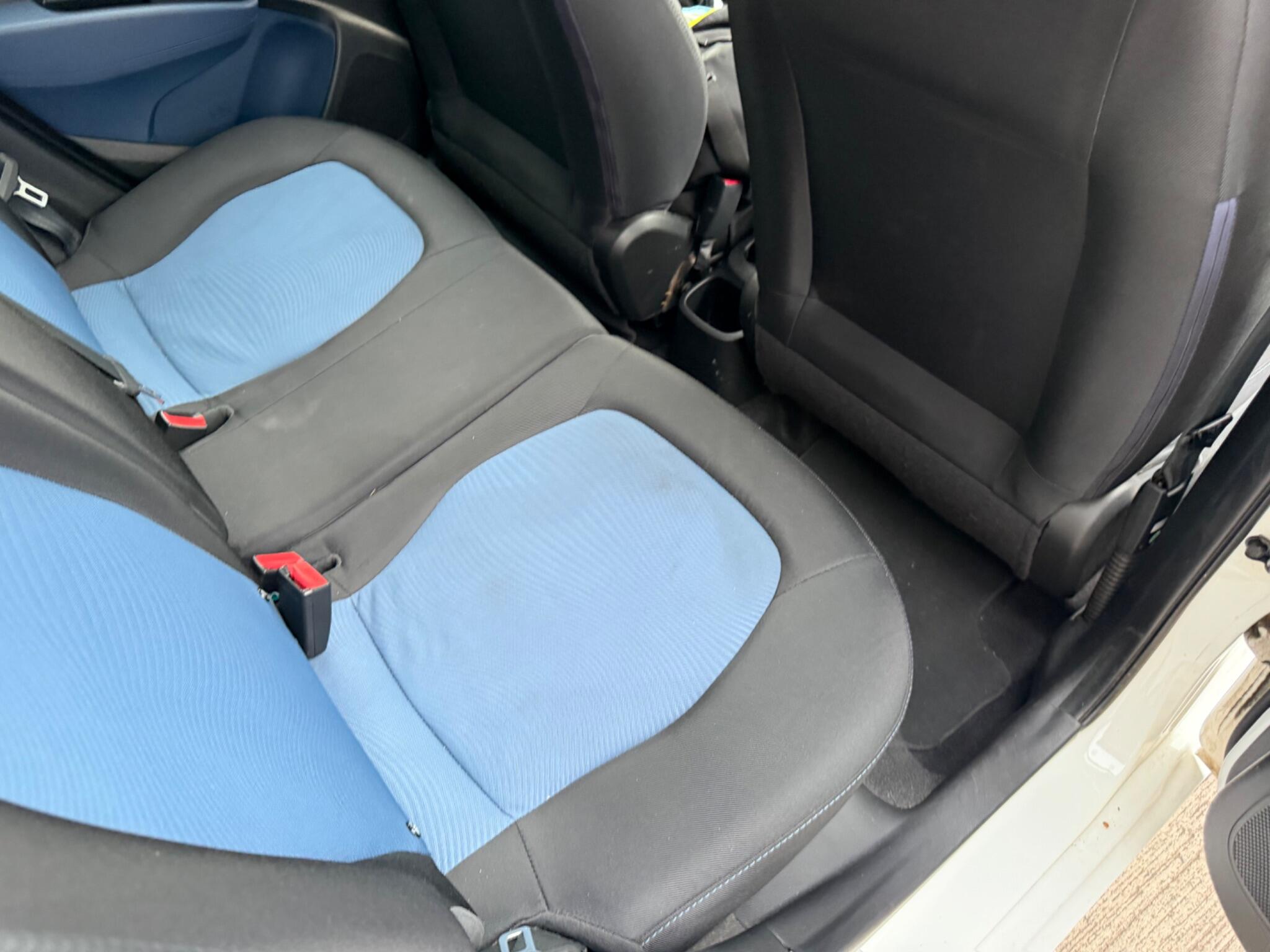 Hyundai I10 view 11