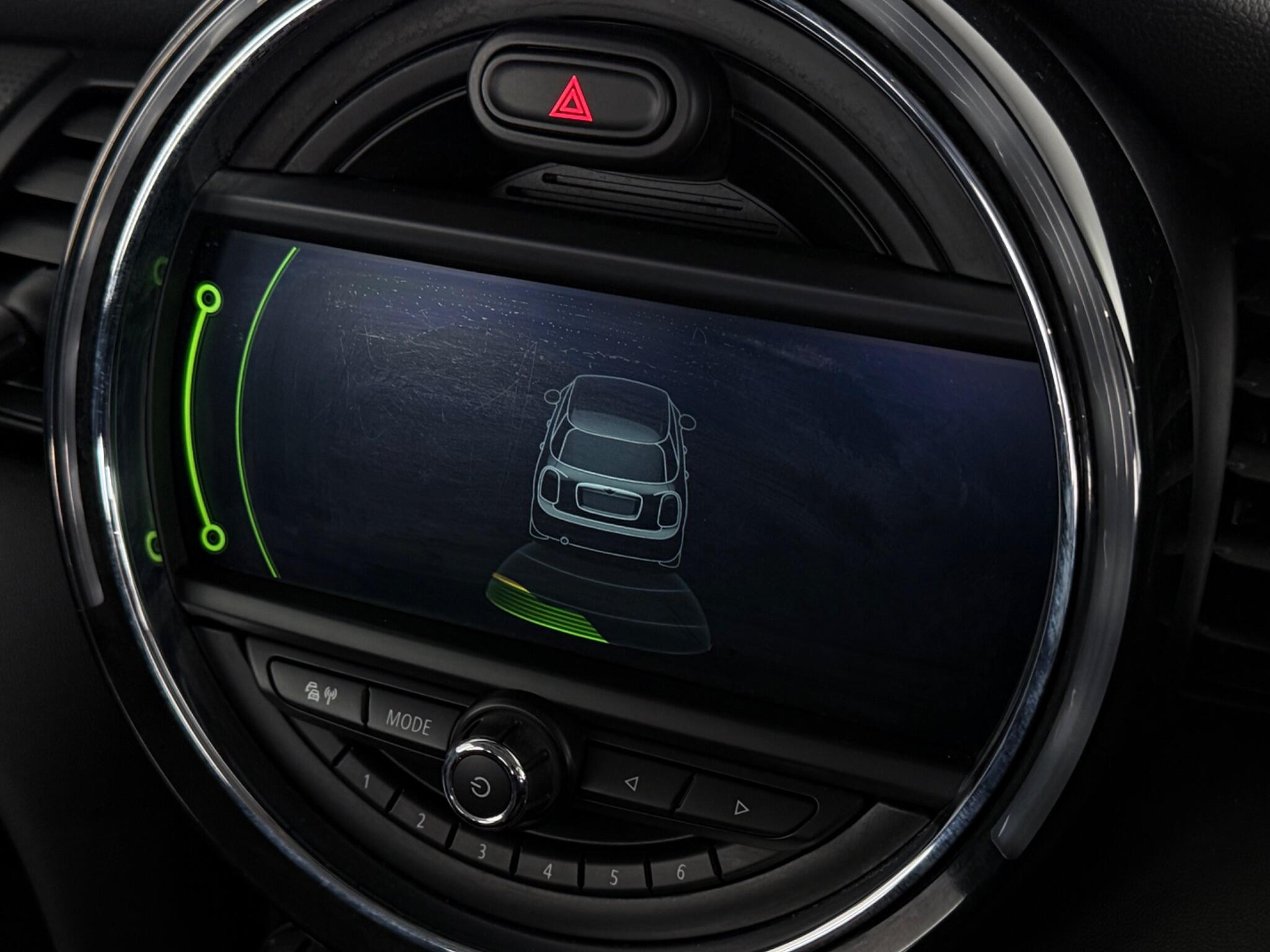 Mini Hatch view 17
