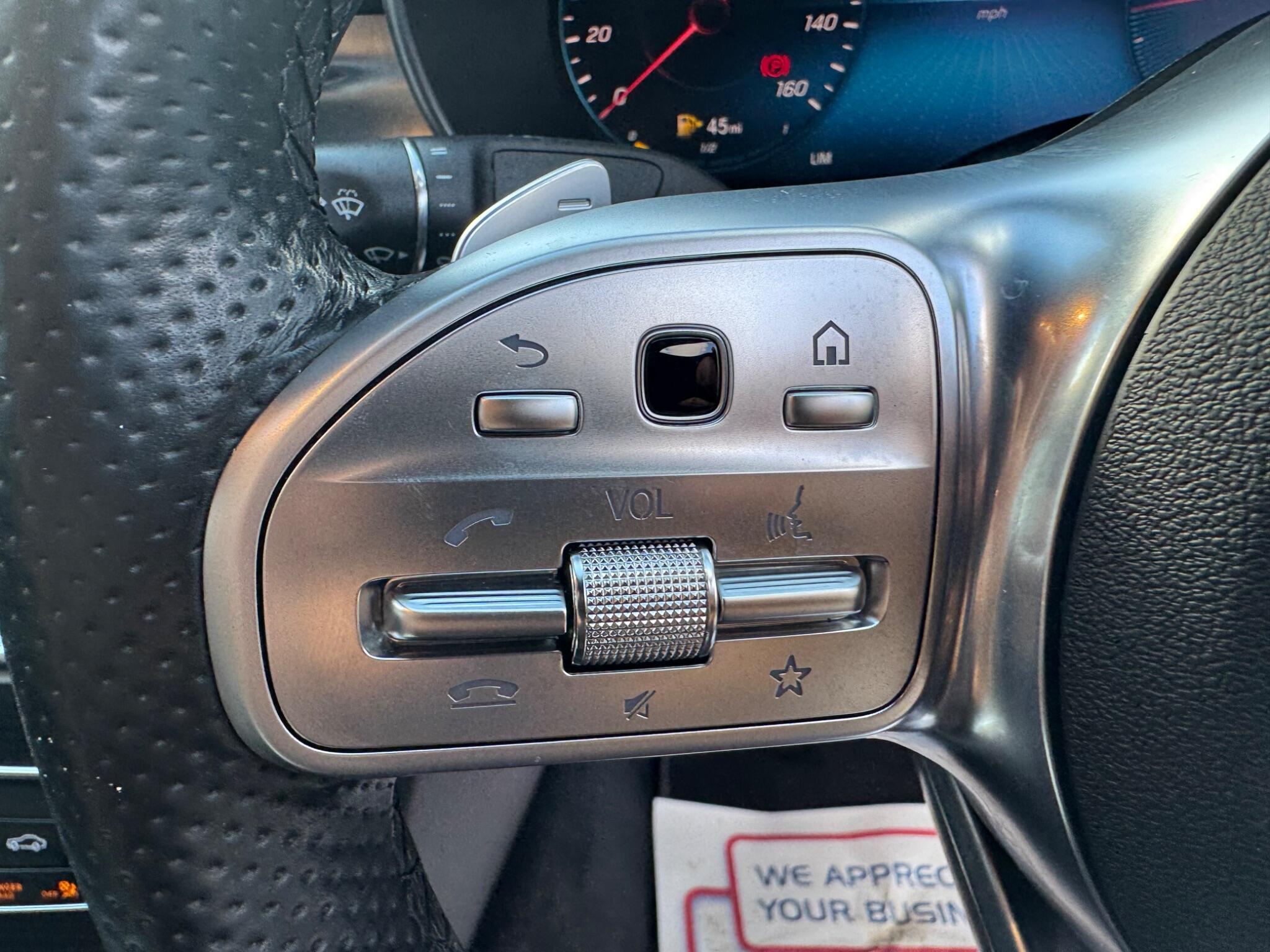 Mercedes-Benz C Class view 23