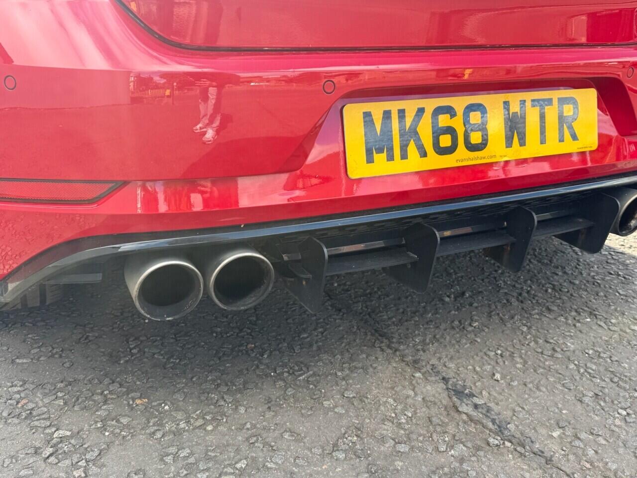 Volkswagen Golf view 6