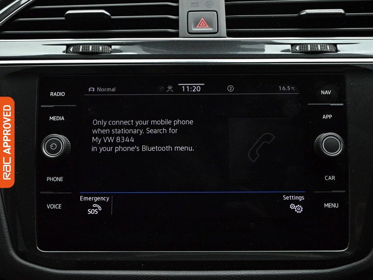 Volkswagen Tiguan view 19