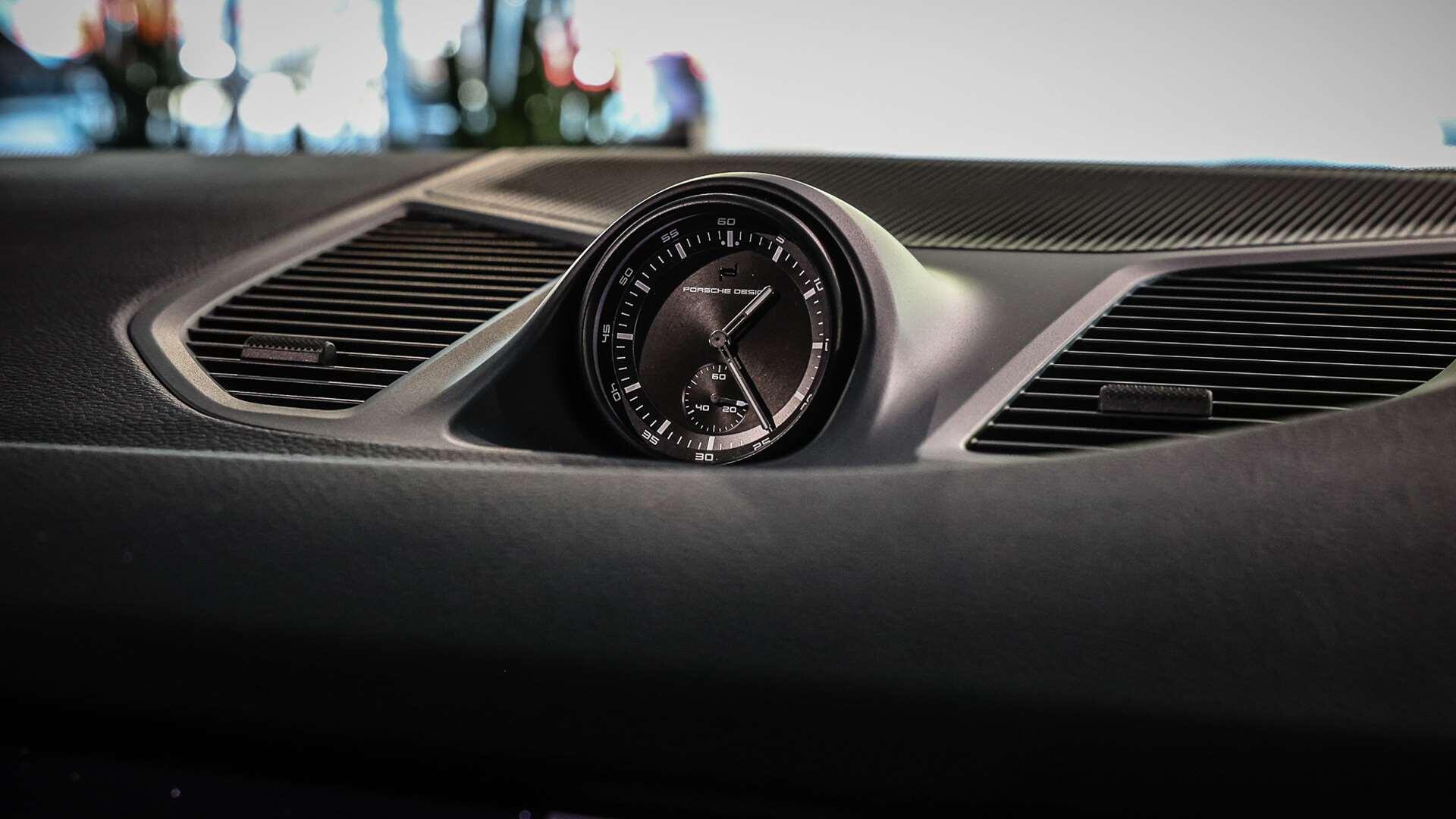 Porsche Cayenne view 17