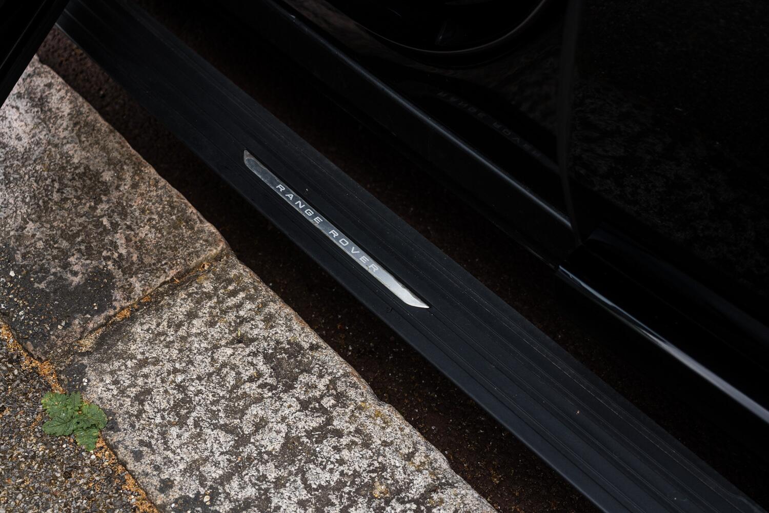 Land Rover Range Rover view 22