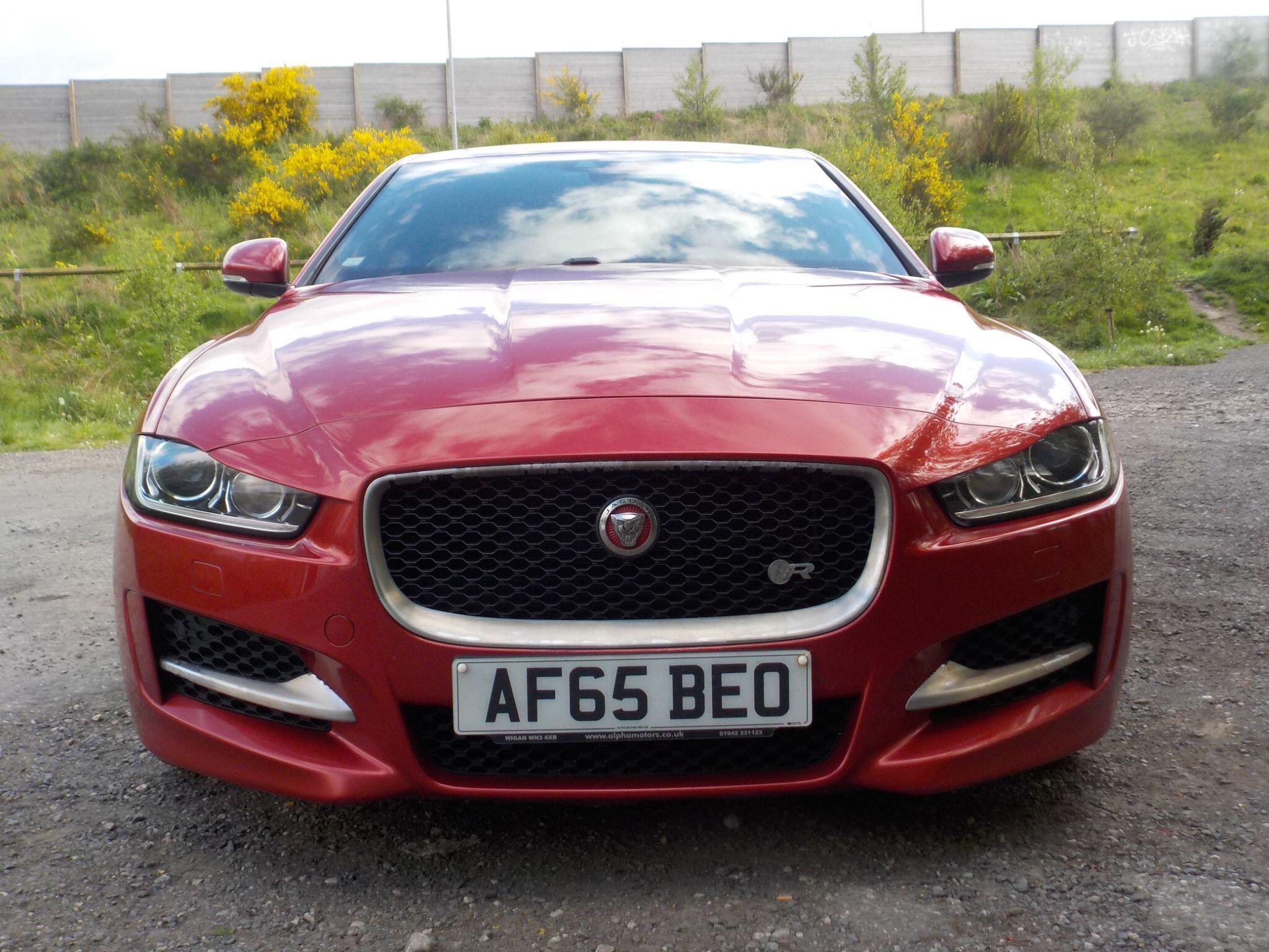 Jaguar XE 2.0d R-Sport Auto Euro 6 (s/s) 4dr