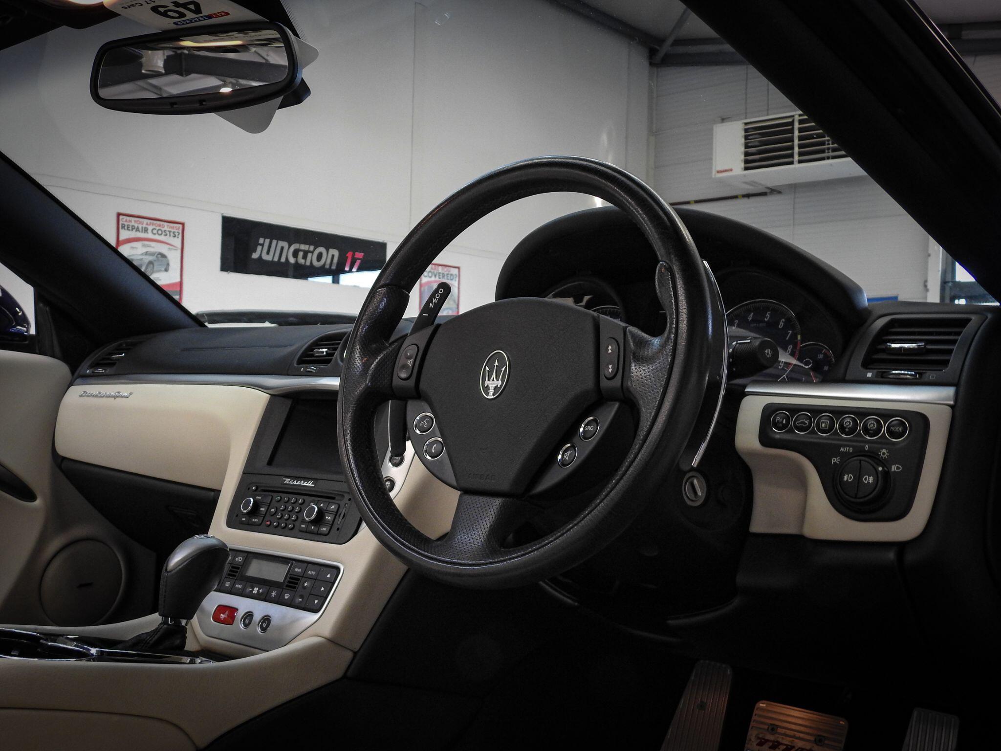 Maserati Grancabrio view 21