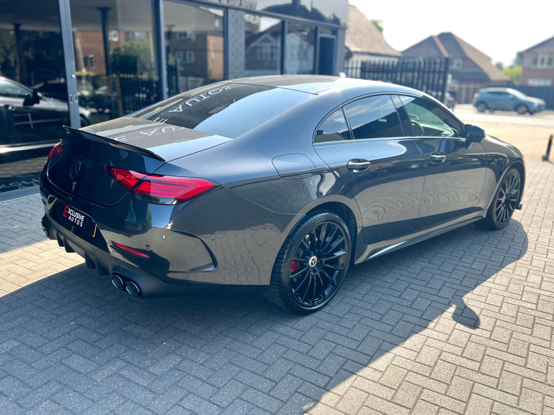 Mercedes-Benz CLS view 3